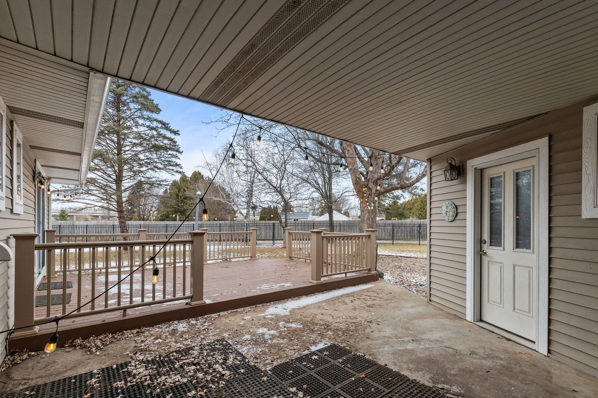 3225 N ABENDROTH Street