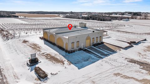 Photo of N2185 SLEEPY HOLLOW Road, KEWAUNEE, WI 54216 (MLS # 50321739)