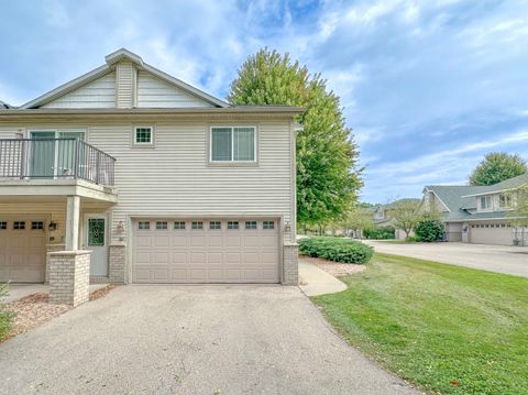 Photo of 1012 MALLARD Way, MARINETTE, WI 54143 (MLS # 50314940)