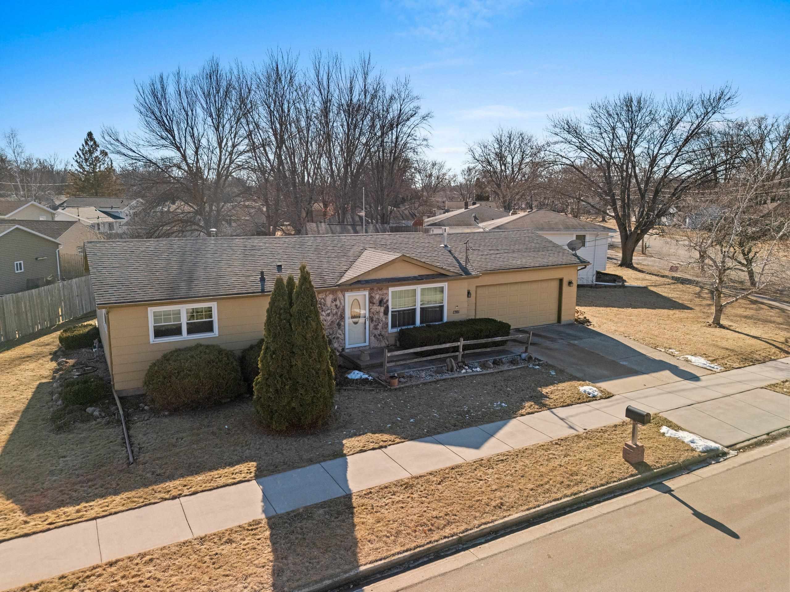 Menasha, Wisconsin 54952, United States, 3 Bedrooms Bedrooms, ,2 BathroomsBathrooms,Residential,Active,10441