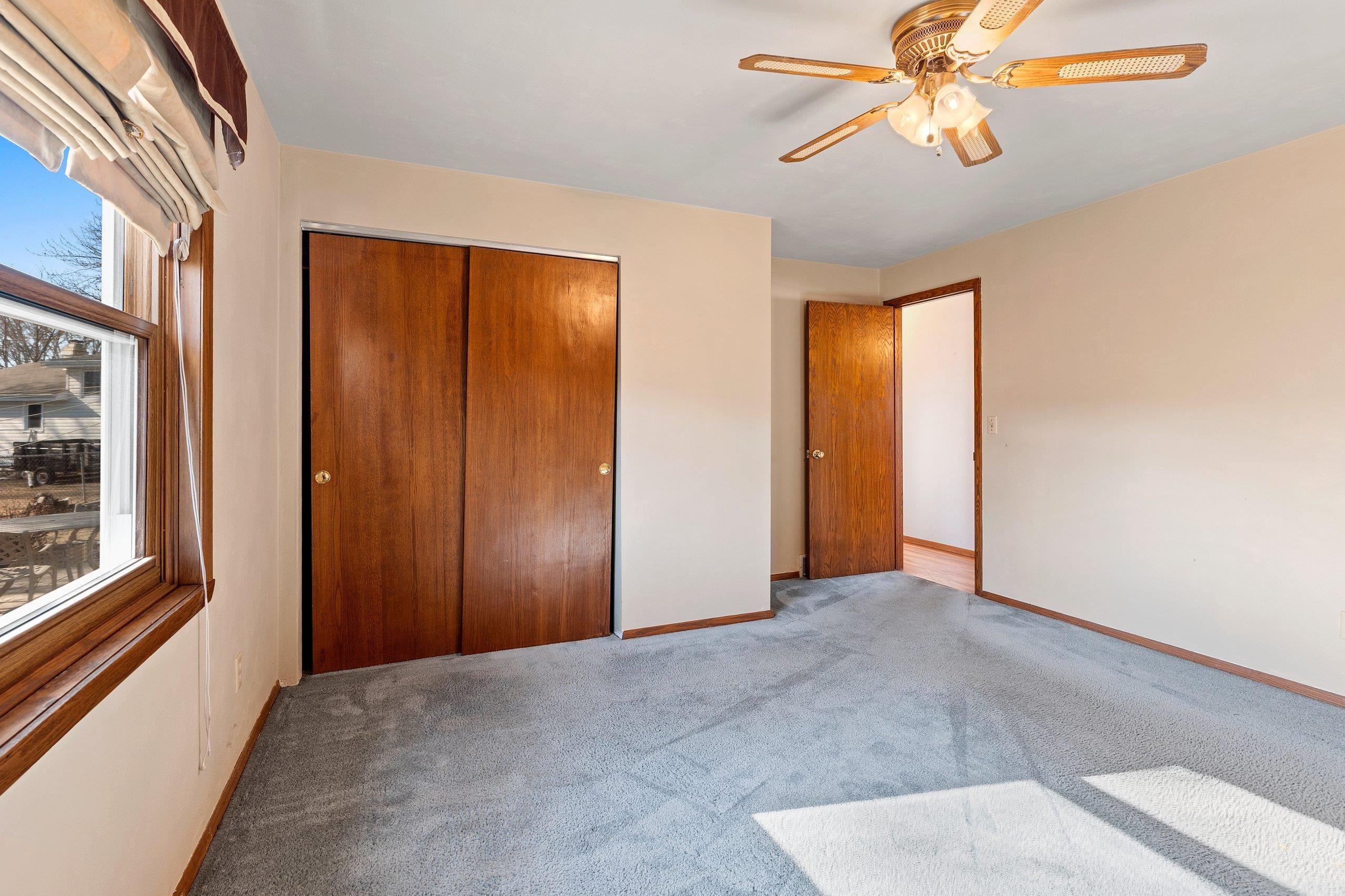 Menasha, Wisconsin 54952, United States, 3 Bedrooms Bedrooms, ,2 BathroomsBathrooms,Residential,Active,10441