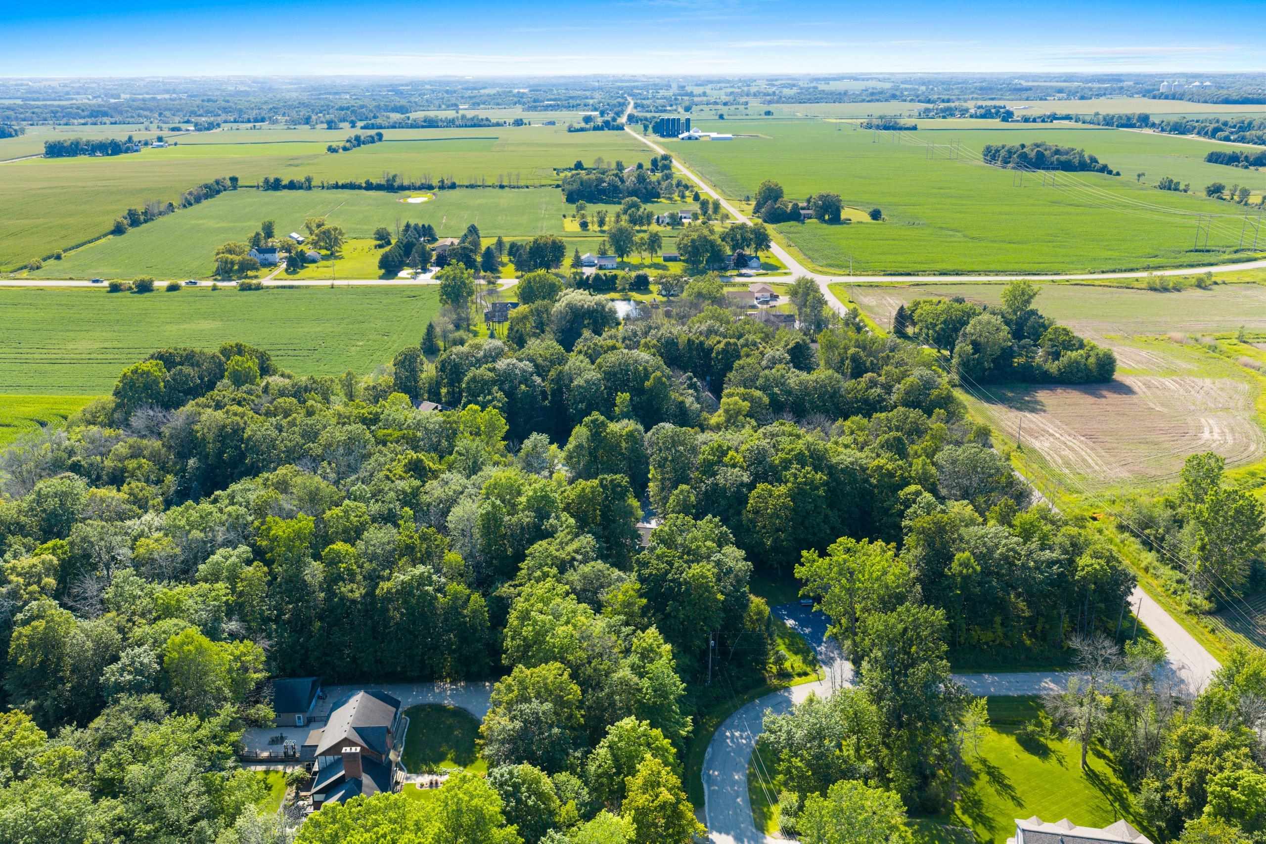 Appleton, Wisconsin 54913, United States, 3 Bedrooms Bedrooms, ,3 BathroomsBathrooms,Residential,Active,181860