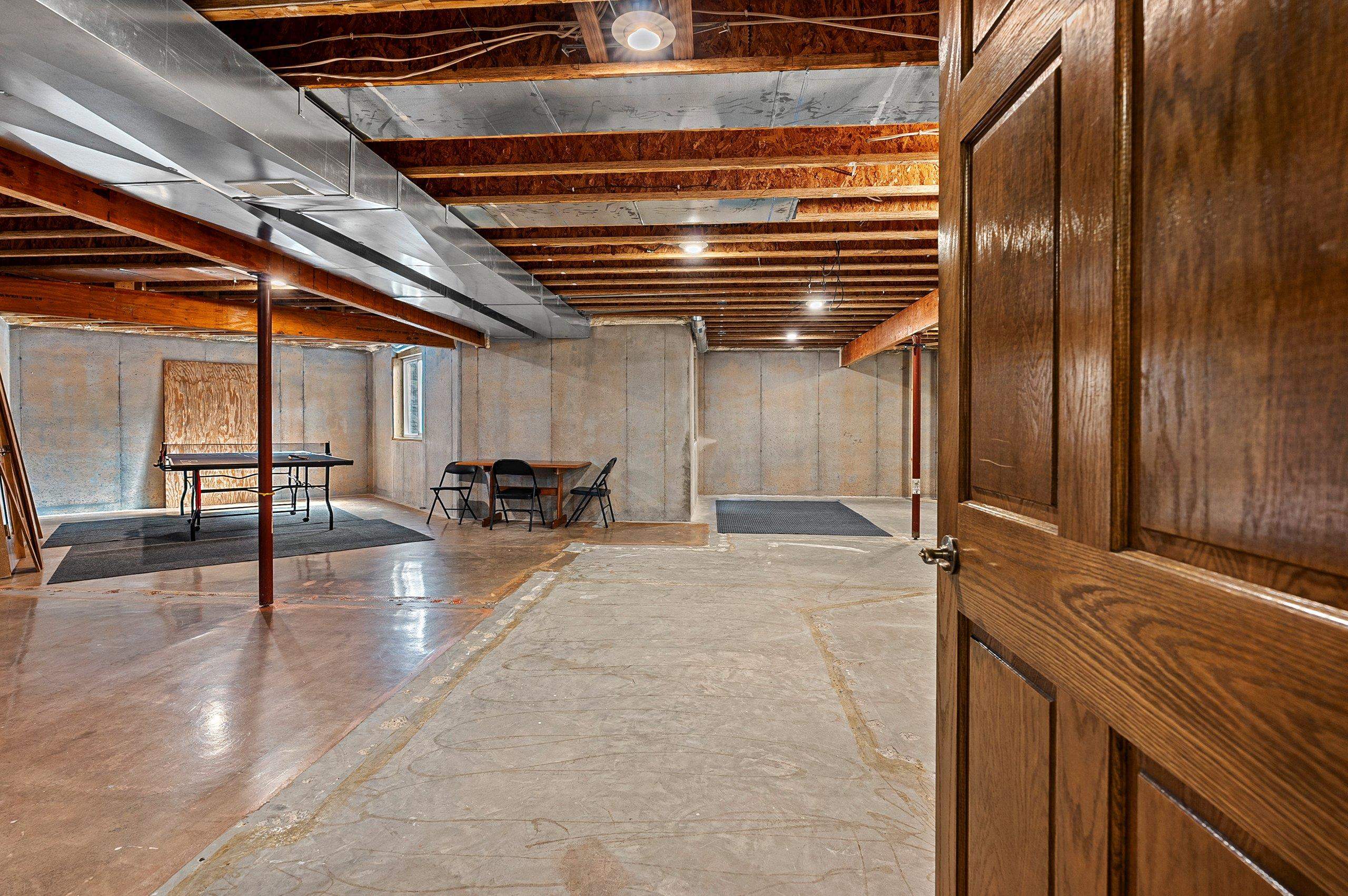 Appleton, Wisconsin 54913, United States, 3 Bedrooms Bedrooms, ,3 BathroomsBathrooms,Residential,Active,181860