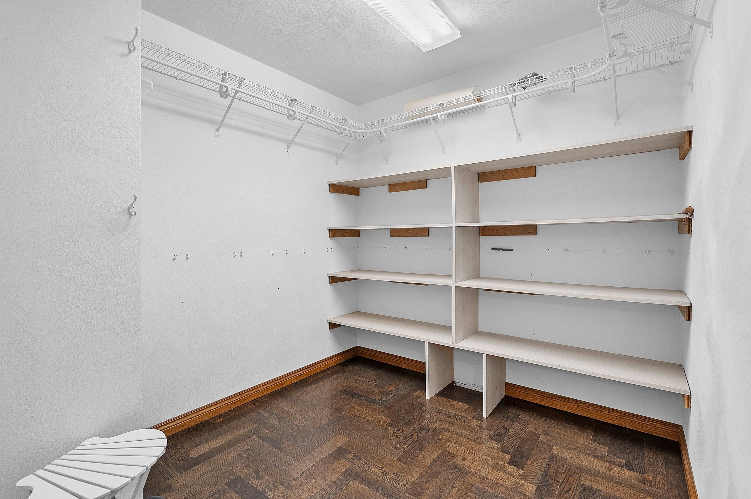 Appleton, Wisconsin 54913, United States, 3 Bedrooms Bedrooms, ,3 BathroomsBathrooms,Residential,Active,181860