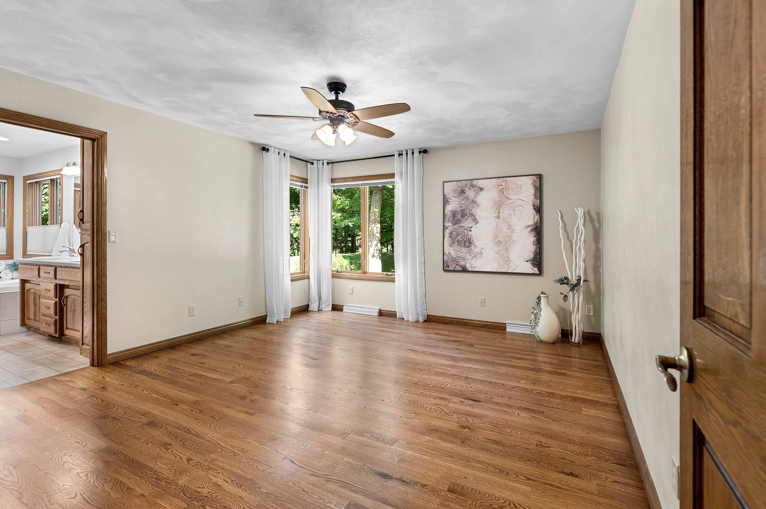 Appleton, Wisconsin 54913, United States, 3 Bedrooms Bedrooms, ,3 BathroomsBathrooms,Residential,Active,181860