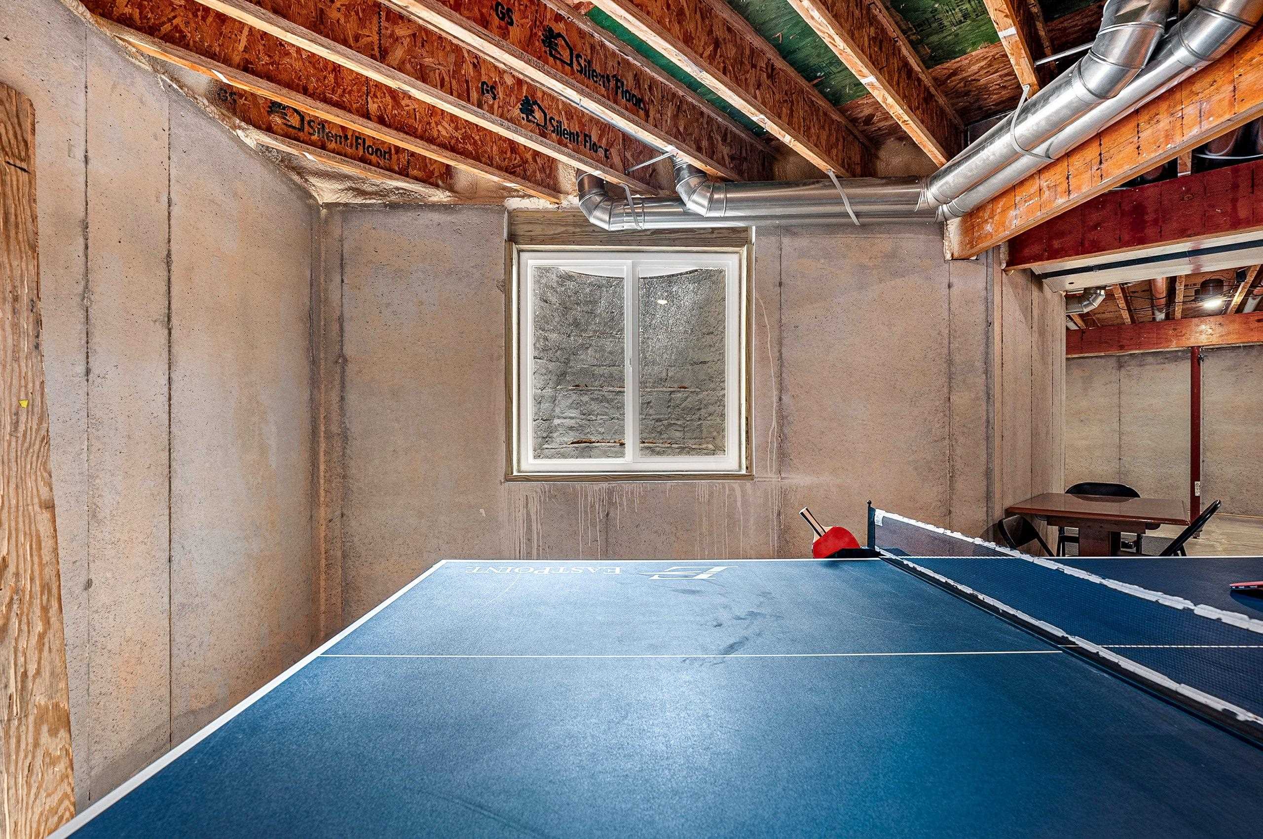 Appleton, Wisconsin 54913, United States, 3 Bedrooms Bedrooms, ,3 BathroomsBathrooms,Residential,Active,181860