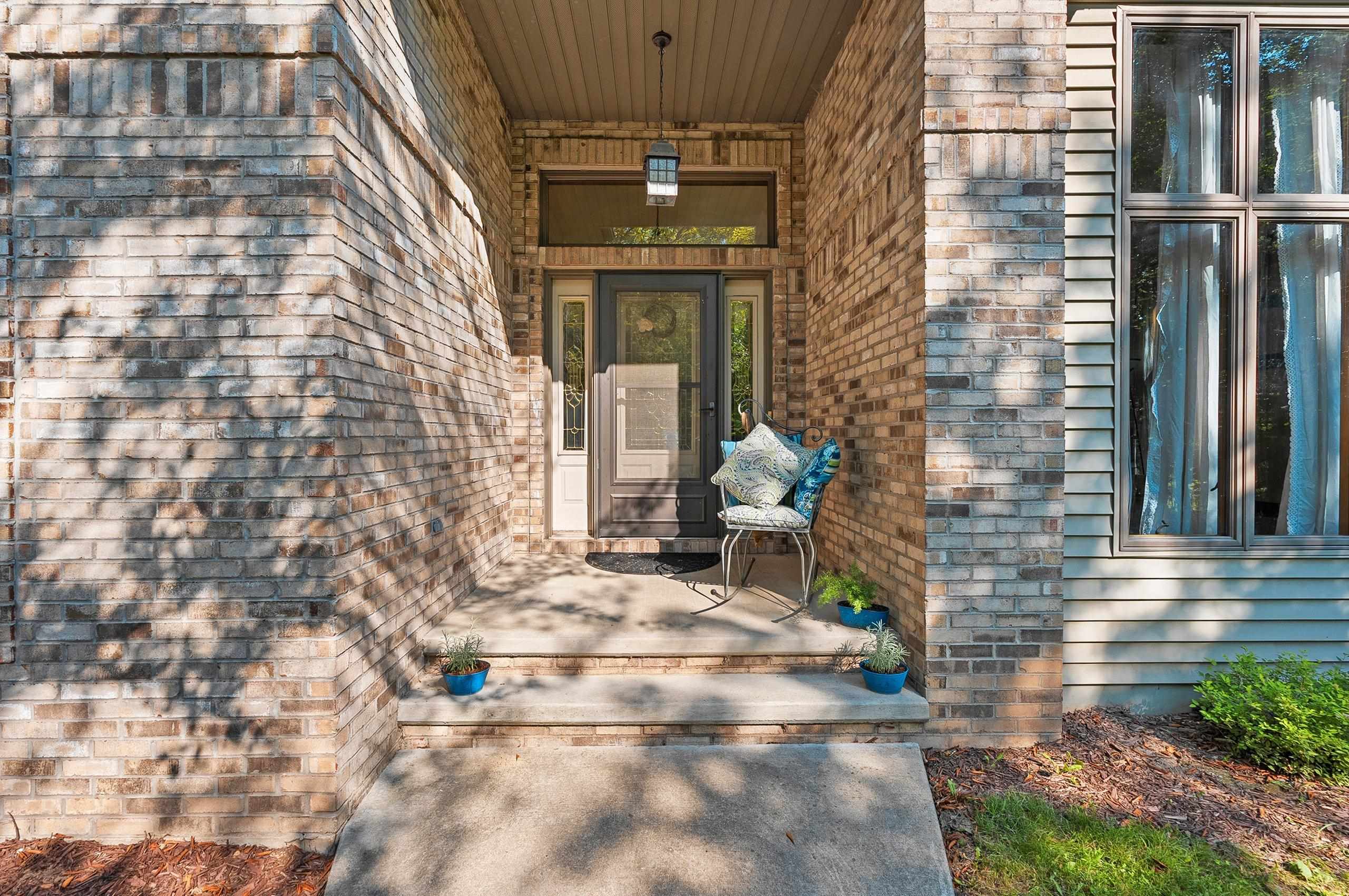 Appleton, Wisconsin 54913, United States, 3 Bedrooms Bedrooms, ,3 BathroomsBathrooms,Residential,Active,181860