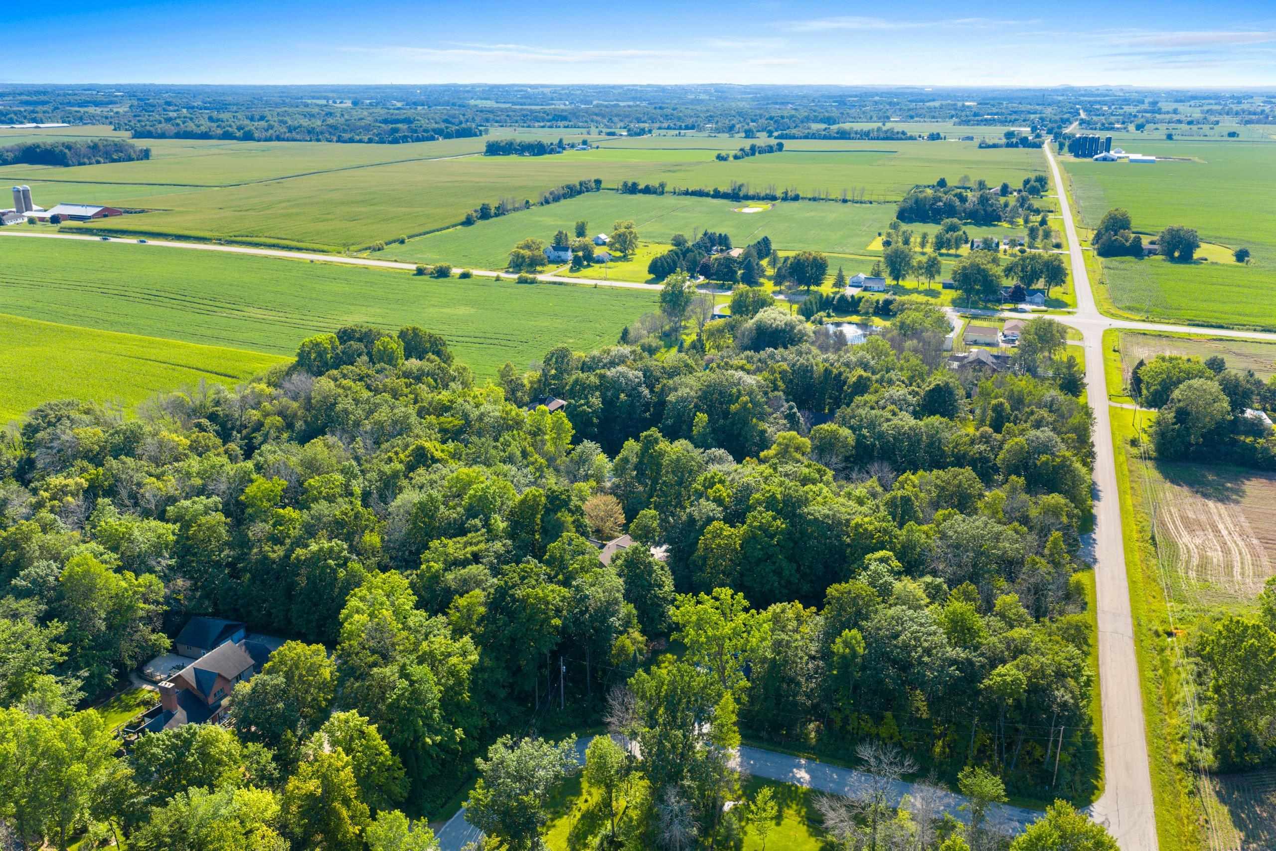 Appleton, Wisconsin 54913, United States, 3 Bedrooms Bedrooms, ,3 BathroomsBathrooms,Residential,Active,181860