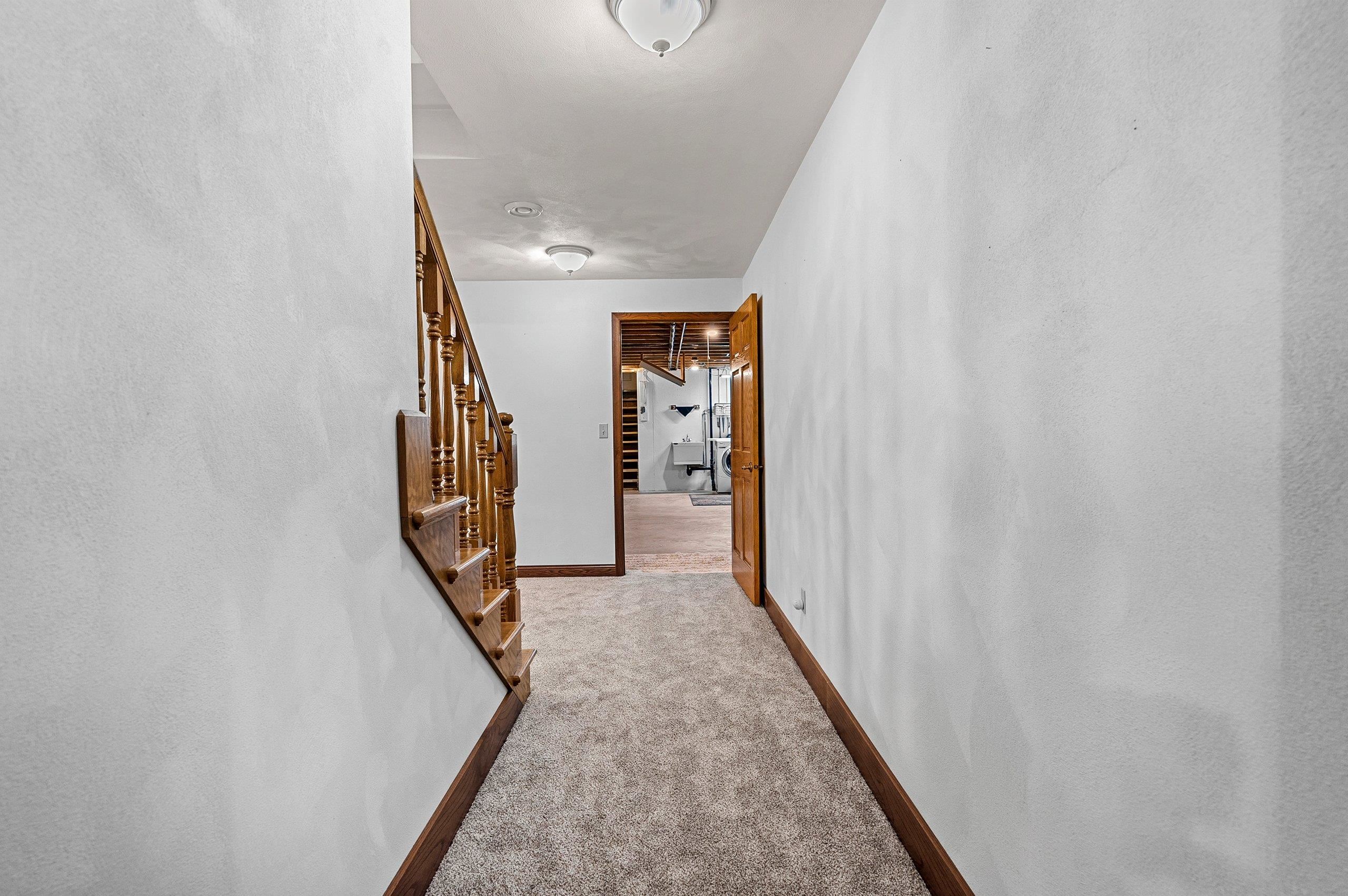 Appleton, Wisconsin 54913, United States, 3 Bedrooms Bedrooms, ,3 BathroomsBathrooms,Residential,Active,181860