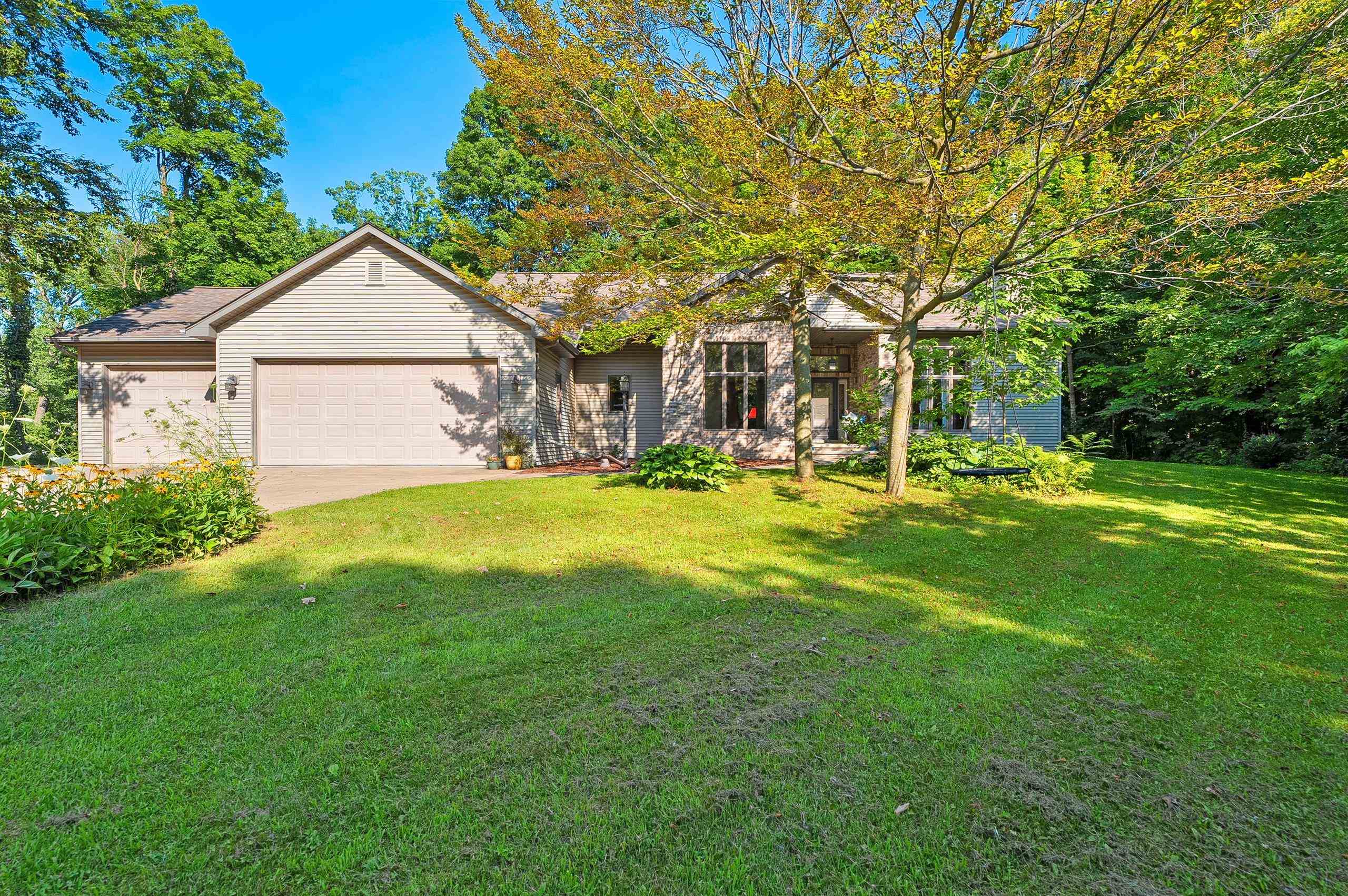 Appleton, Wisconsin 54913, United States, 3 Bedrooms Bedrooms, ,3 BathroomsBathrooms,Residential,Active,181860 Appleton, Wisconsin 54913, United States, 3 Bedrooms Bedrooms, ,3 BathroomsBathrooms,Residential,Active,181860