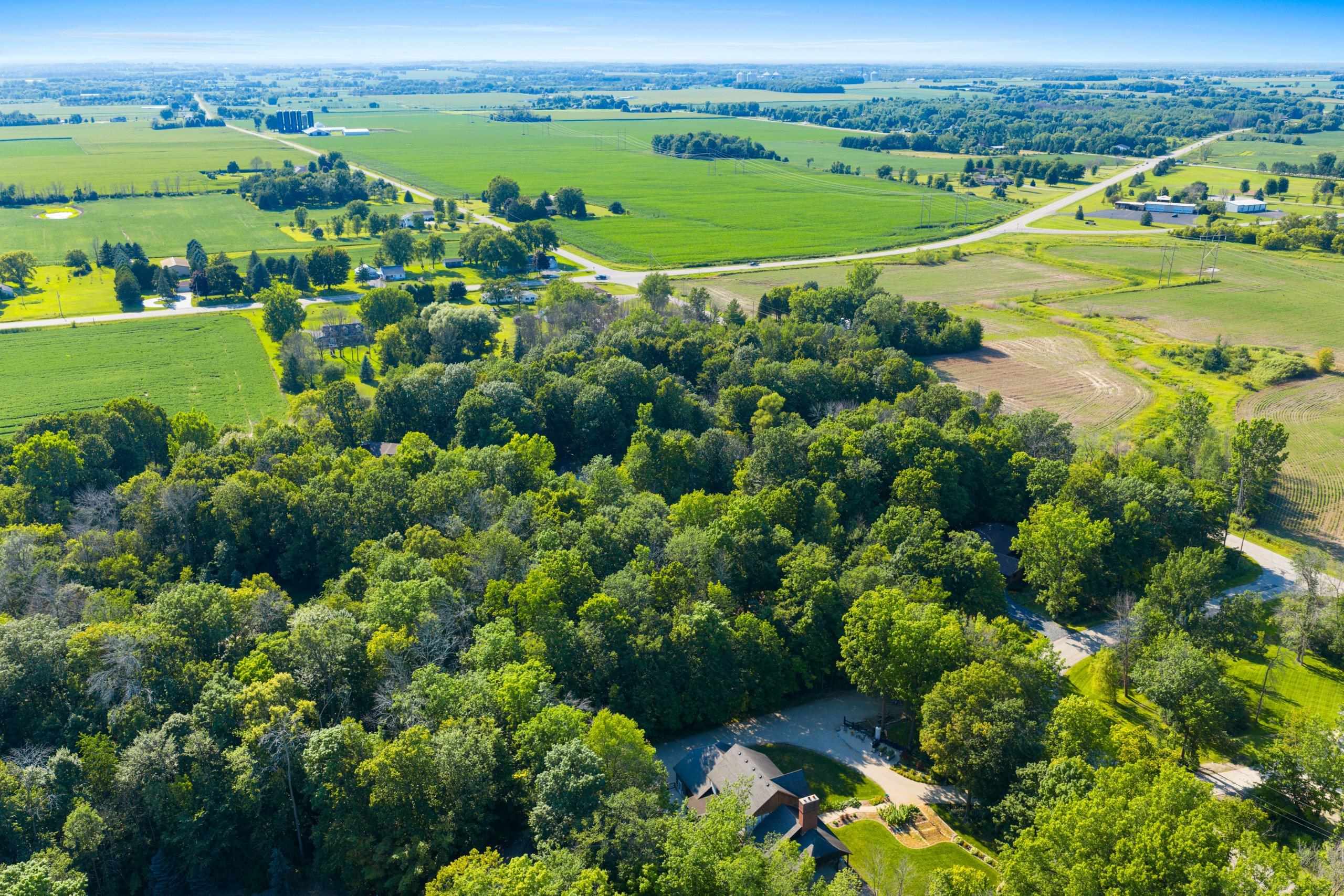 Appleton, Wisconsin 54913, United States, 3 Bedrooms Bedrooms, ,3 BathroomsBathrooms,Residential,Active,181860