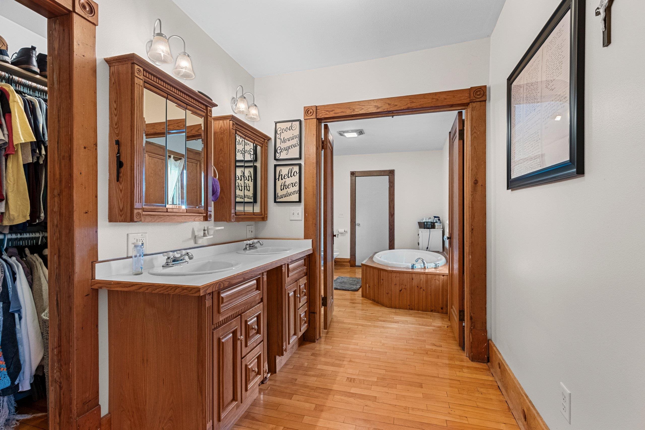 Shawano, Wisconsin 54166, United States, 6 Bedrooms Bedrooms, ,3 BathroomsBathrooms,Residential,Active,169515