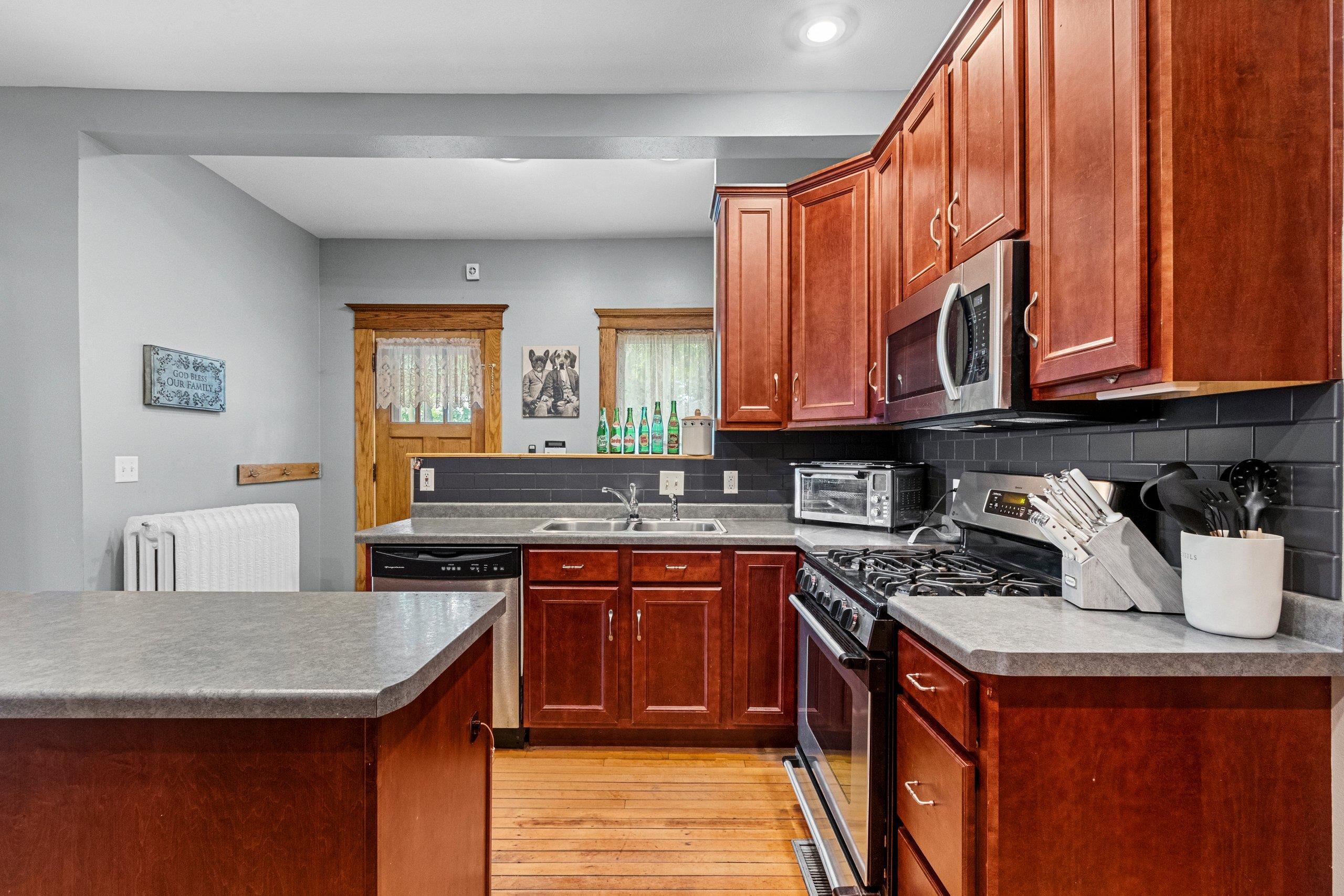 Shawano, Wisconsin 54166, United States, 6 Bedrooms Bedrooms, ,3 BathroomsBathrooms,Residential,Active,169515