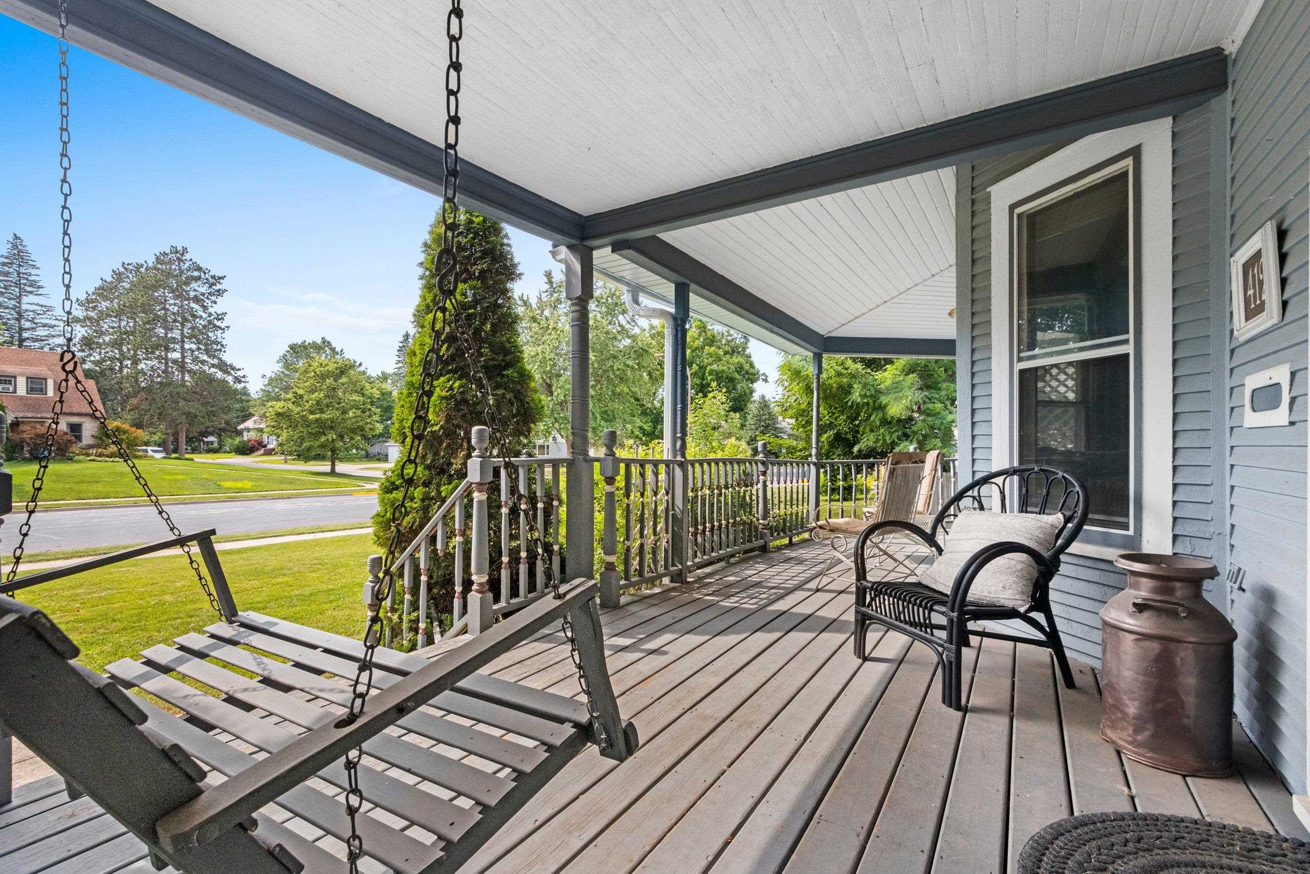 Shawano, Wisconsin 54166, United States, 6 Bedrooms Bedrooms, ,3 BathroomsBathrooms,Residential,Active,169515