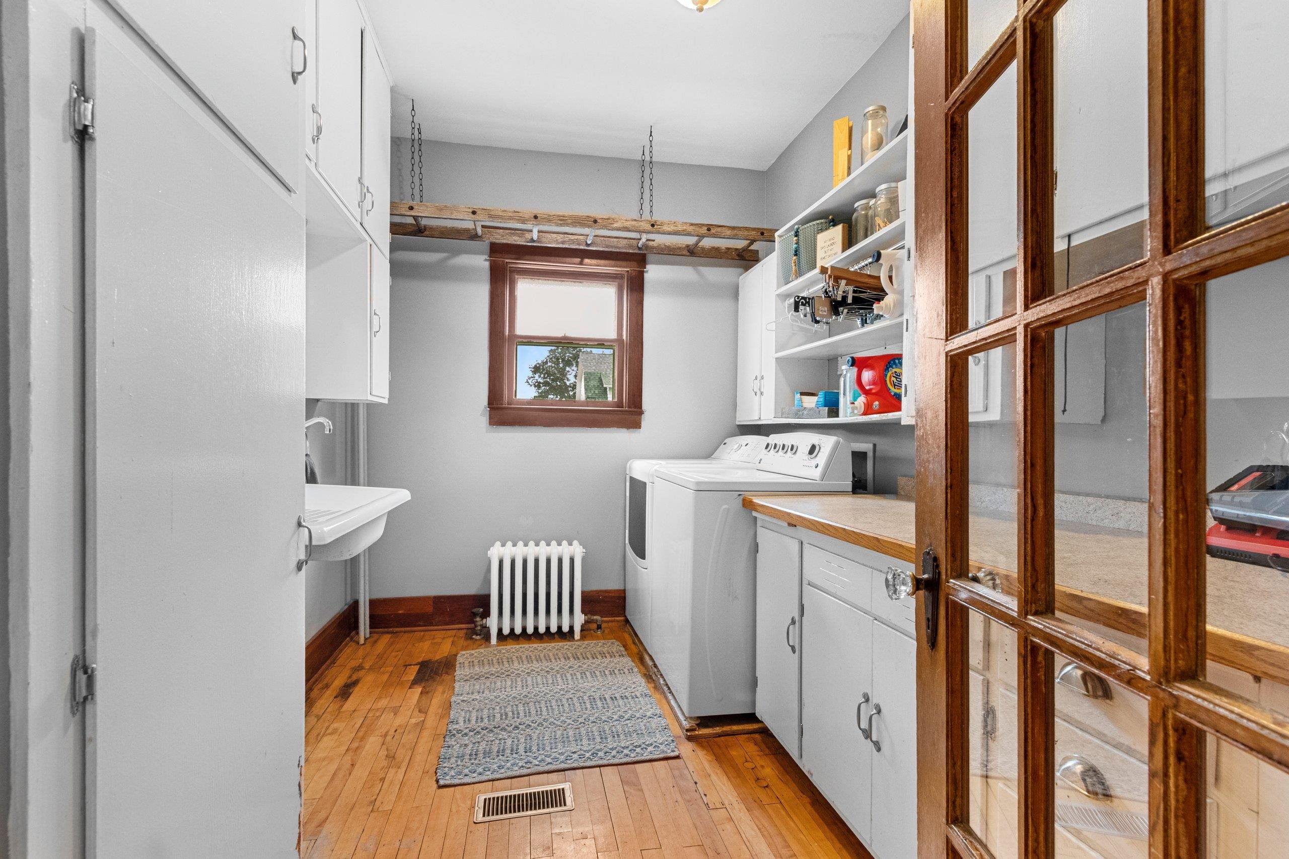 Shawano, Wisconsin 54166, United States, 6 Bedrooms Bedrooms, ,3 BathroomsBathrooms,Residential,Active,169515