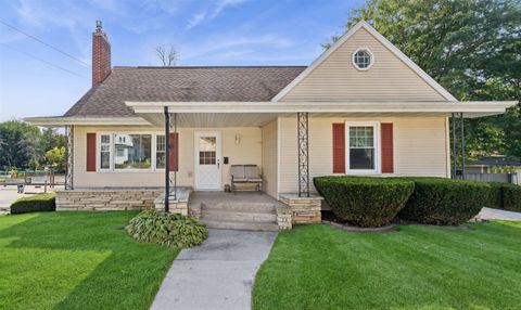 Photo of 151 W MAIN Street, CHILTON, WI 53014 (MLS # 50314874)