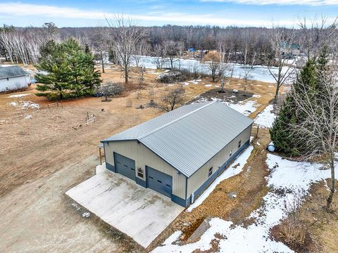 Photo of 3067 N RIVER Road, OCONTO, WI 54153 (MLS # 50303565)