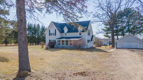 Photo of N2345 PARFREYVILLE Road, WAUPACA, WI 54981 (MLS # 50323055)