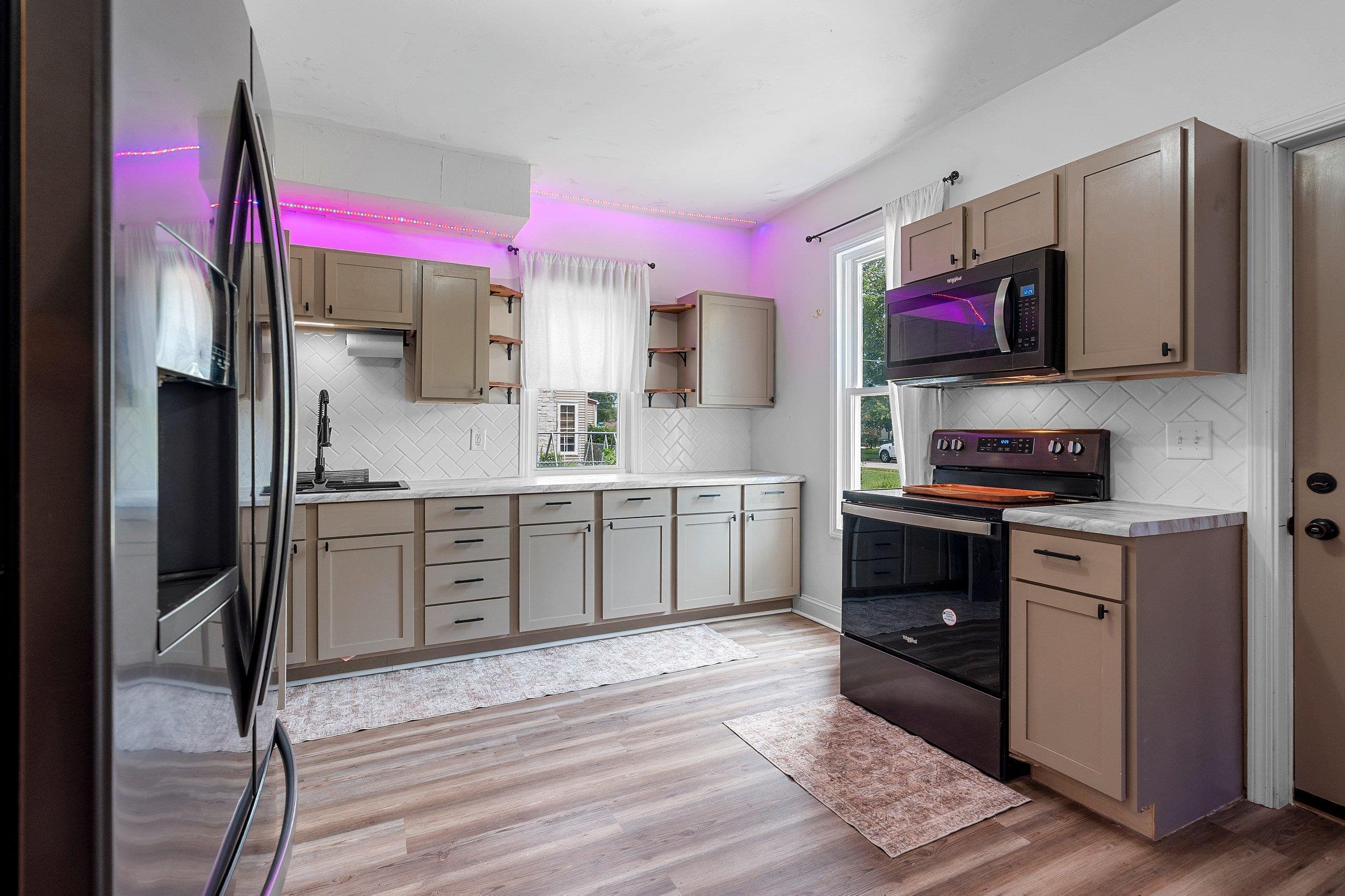 Shawano, Wisconsin 54166, United States, 4 Bedrooms Bedrooms, ,2 BathroomsBathrooms,Residential,Active,171597