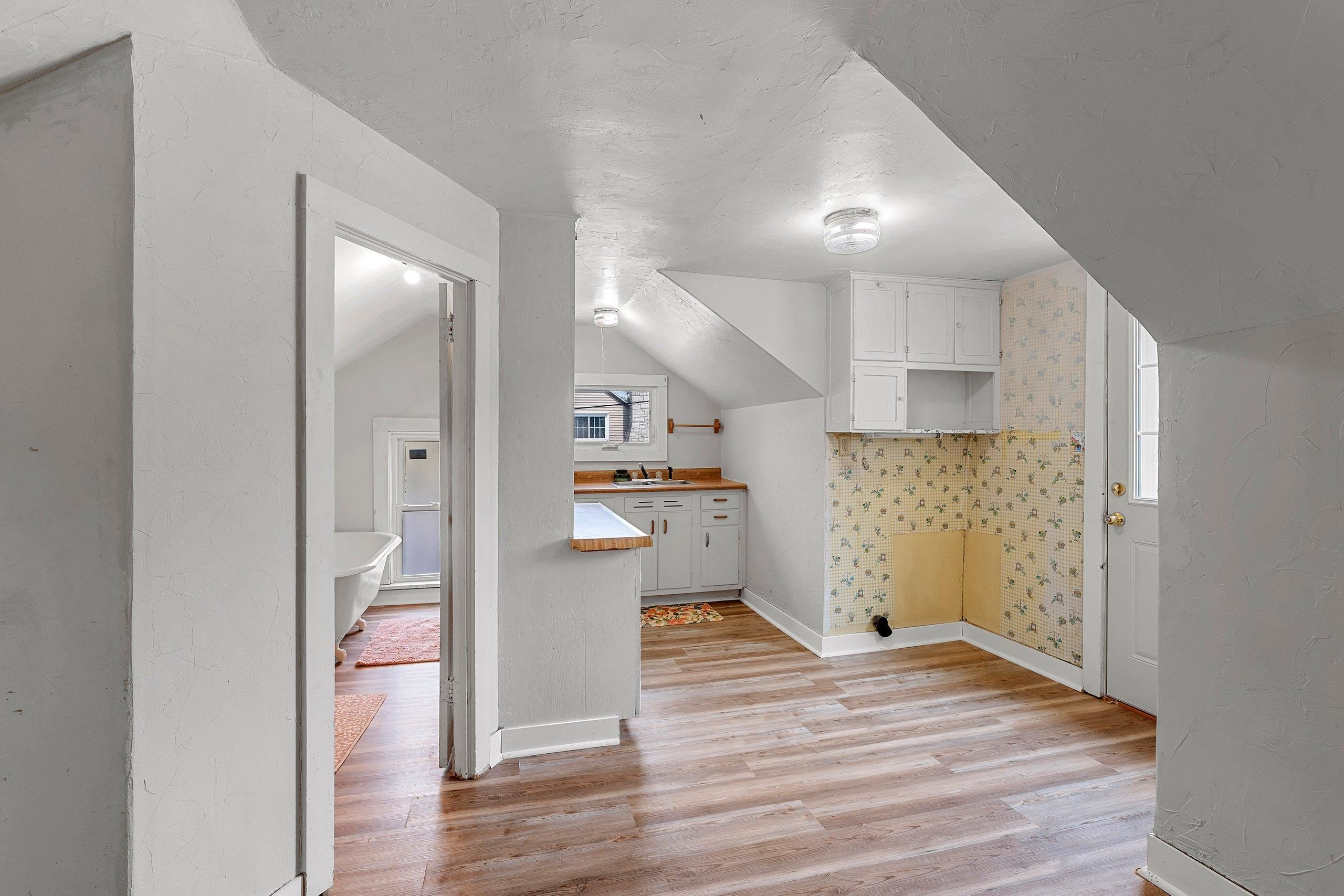 Shawano, Wisconsin 54166, United States, 4 Bedrooms Bedrooms, ,2 BathroomsBathrooms,Residential,Active,171597