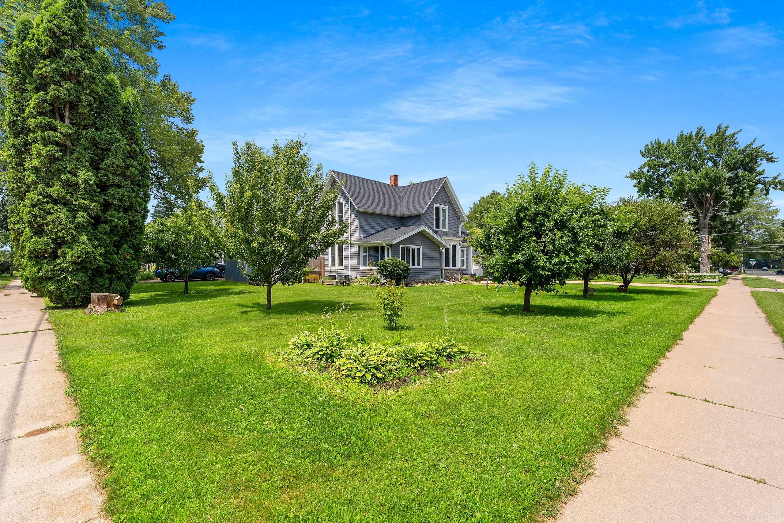 Shawano, Wisconsin 54166, United States, 4 Bedrooms Bedrooms, ,2 BathroomsBathrooms,Residential,Active,171597