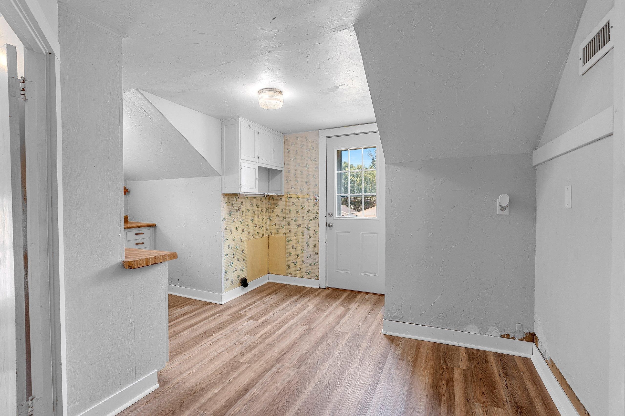 Shawano, Wisconsin 54166, United States, 4 Bedrooms Bedrooms, ,2 BathroomsBathrooms,Residential,Active,171597