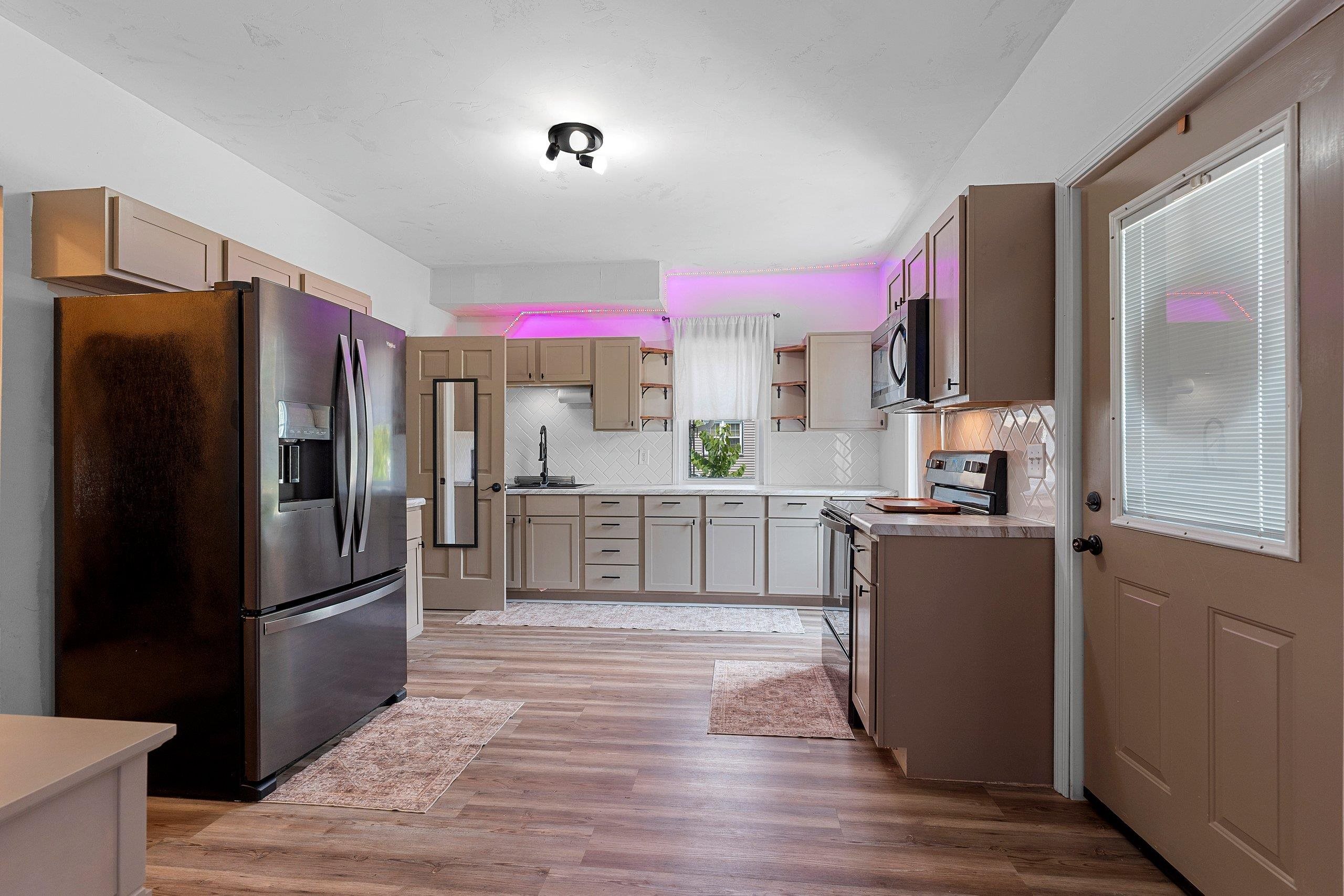 Shawano, Wisconsin 54166, United States, 4 Bedrooms Bedrooms, ,2 BathroomsBathrooms,Residential,Active,171597