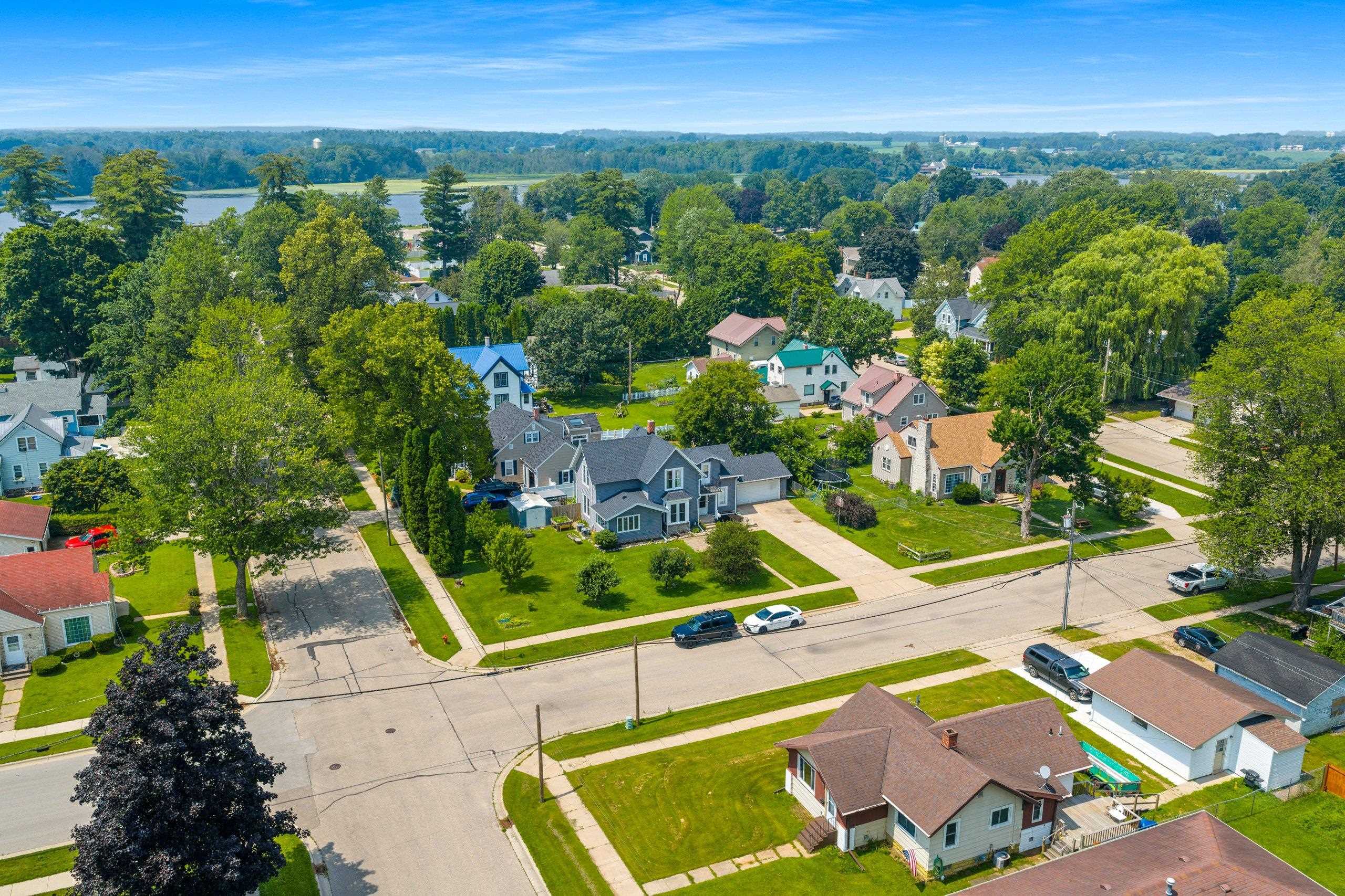 Shawano, Wisconsin 54166, United States, 4 Bedrooms Bedrooms, ,2 BathroomsBathrooms,Residential,Active,171597