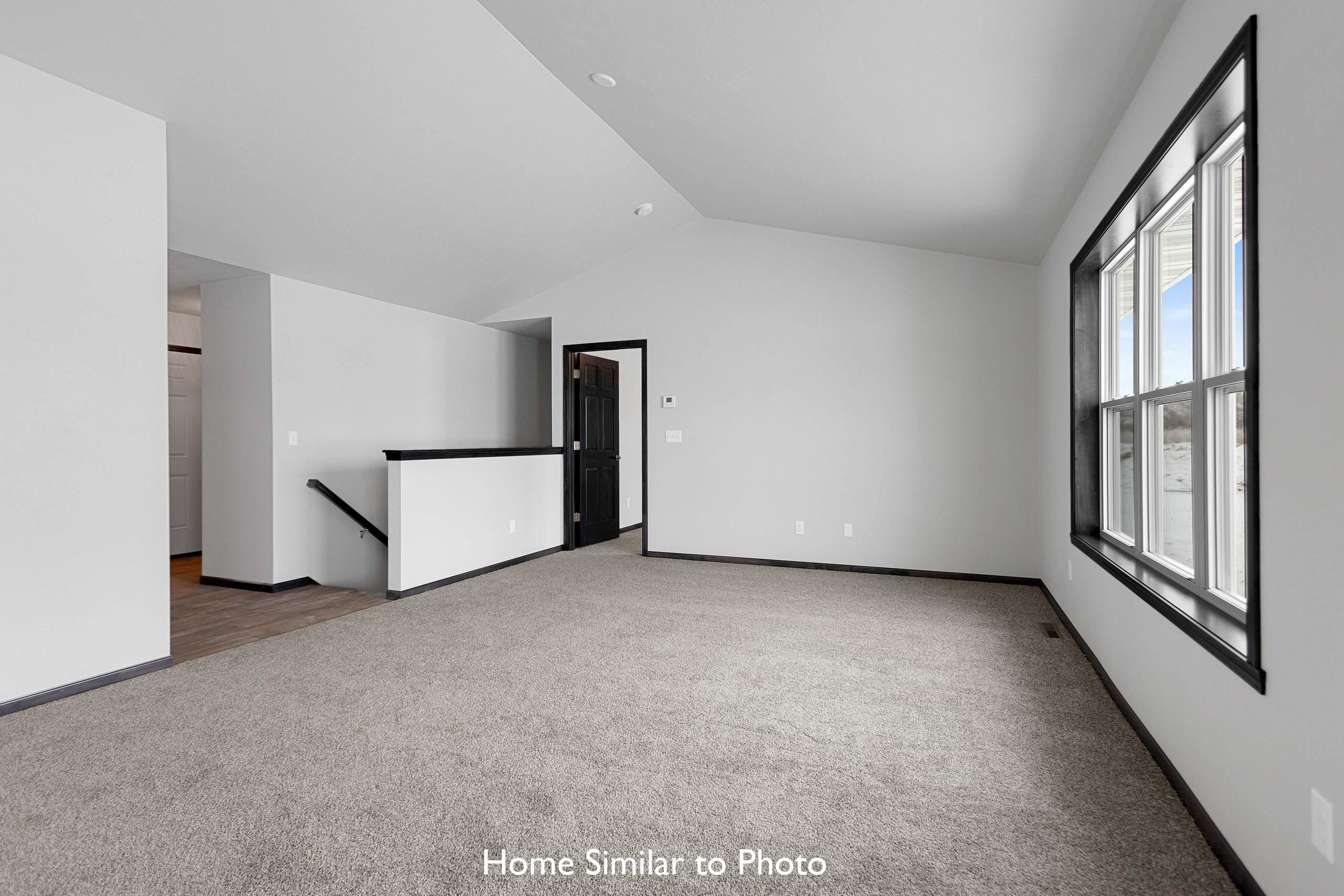 1748 BETTY JEAN Lane