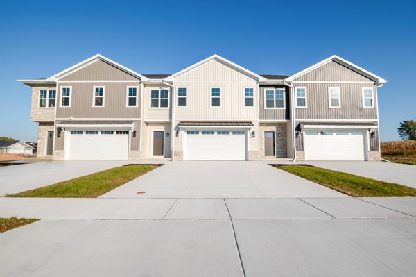 1853 LONDON ROAD, GREEN BAY, WI 54311 - Image a0cec21bb09fb7301e6c2ec86e5bb81a/3190169970