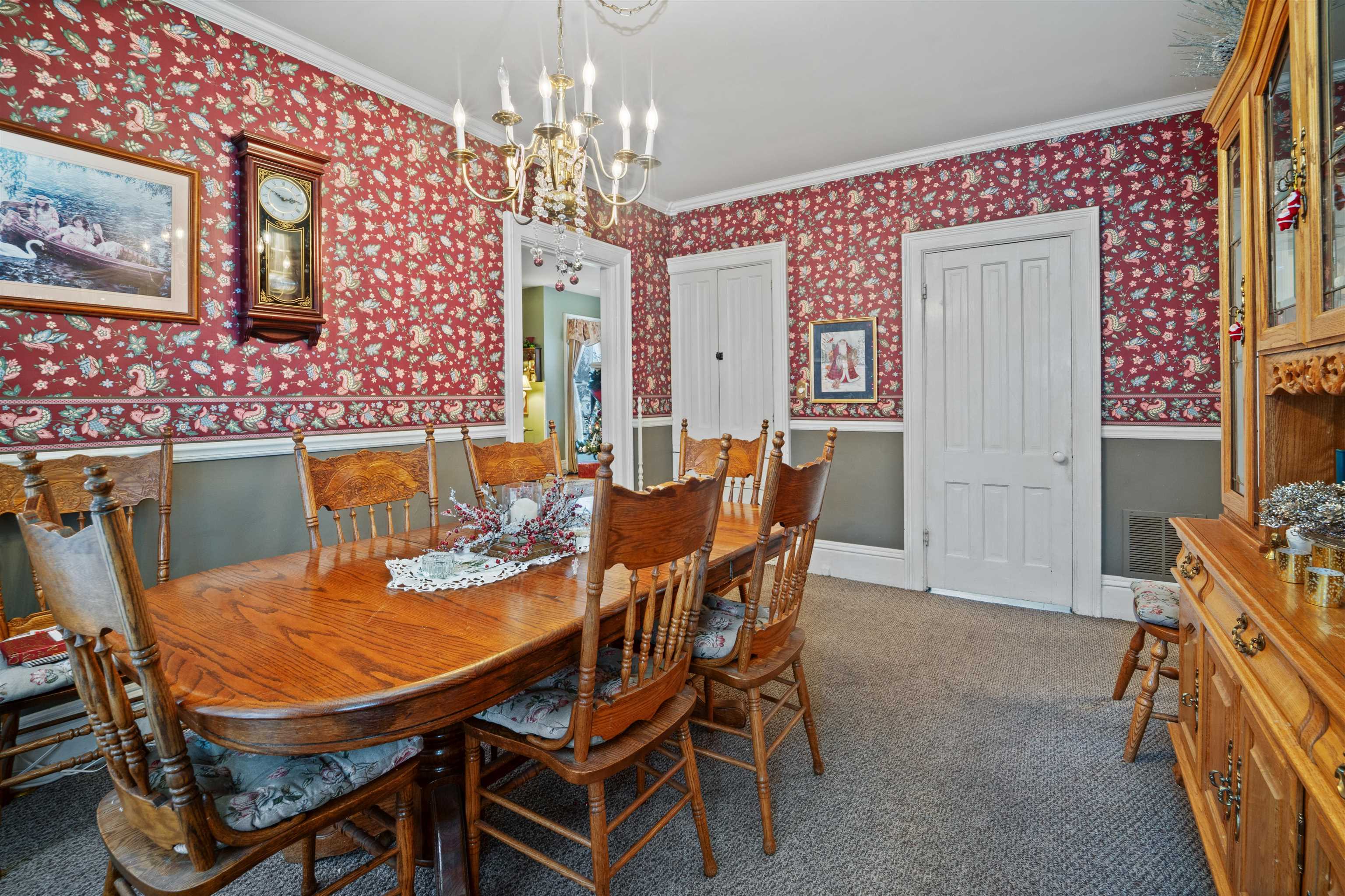 121 WATERTOWN Street