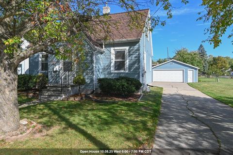 Photo of 1615 KIMBALL Street, GREEN BAY, WI 54302 (MLS # 50316261)