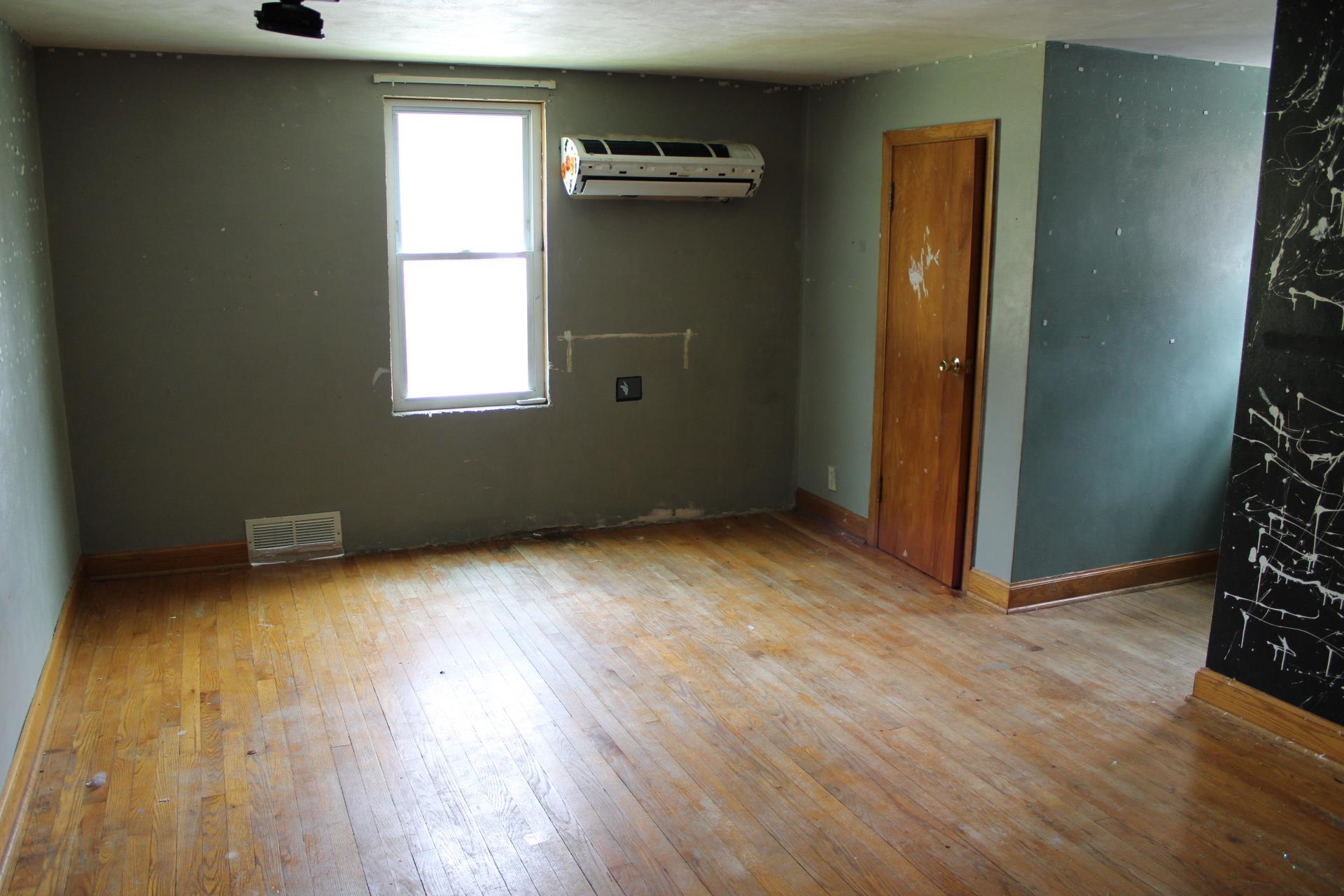 212 HIGHVIEW Avenue - Photo 2