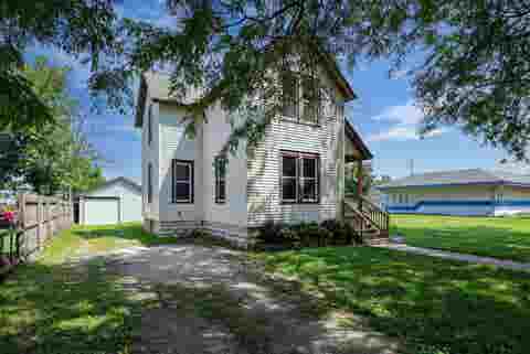 Photo of 115 W SCOTT Street, FOND DU LAC, WI 54935 (MLS # 50330338)