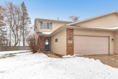 Photo of 4642 RIDGE Court, MANITOWOC, WI 54220 (MLS # 50319316)