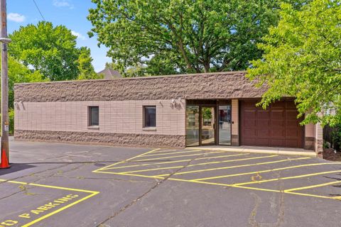 Photo of 344 CHUTE Street, MENASHA, WI 54952 (MLS # 50327027)