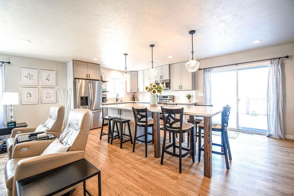 Greenville, Wisconsin 54942, United States, 4 Bedrooms Bedrooms, ,2 BathroomsBathrooms,Residential,Active,149971