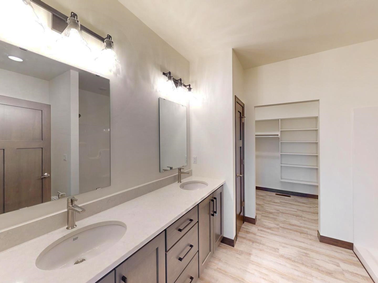 Luxemburg, Wisconsin 54217, United States, 3 Bedrooms Bedrooms, ,2 BathroomsBathrooms,Residential,Active,1100