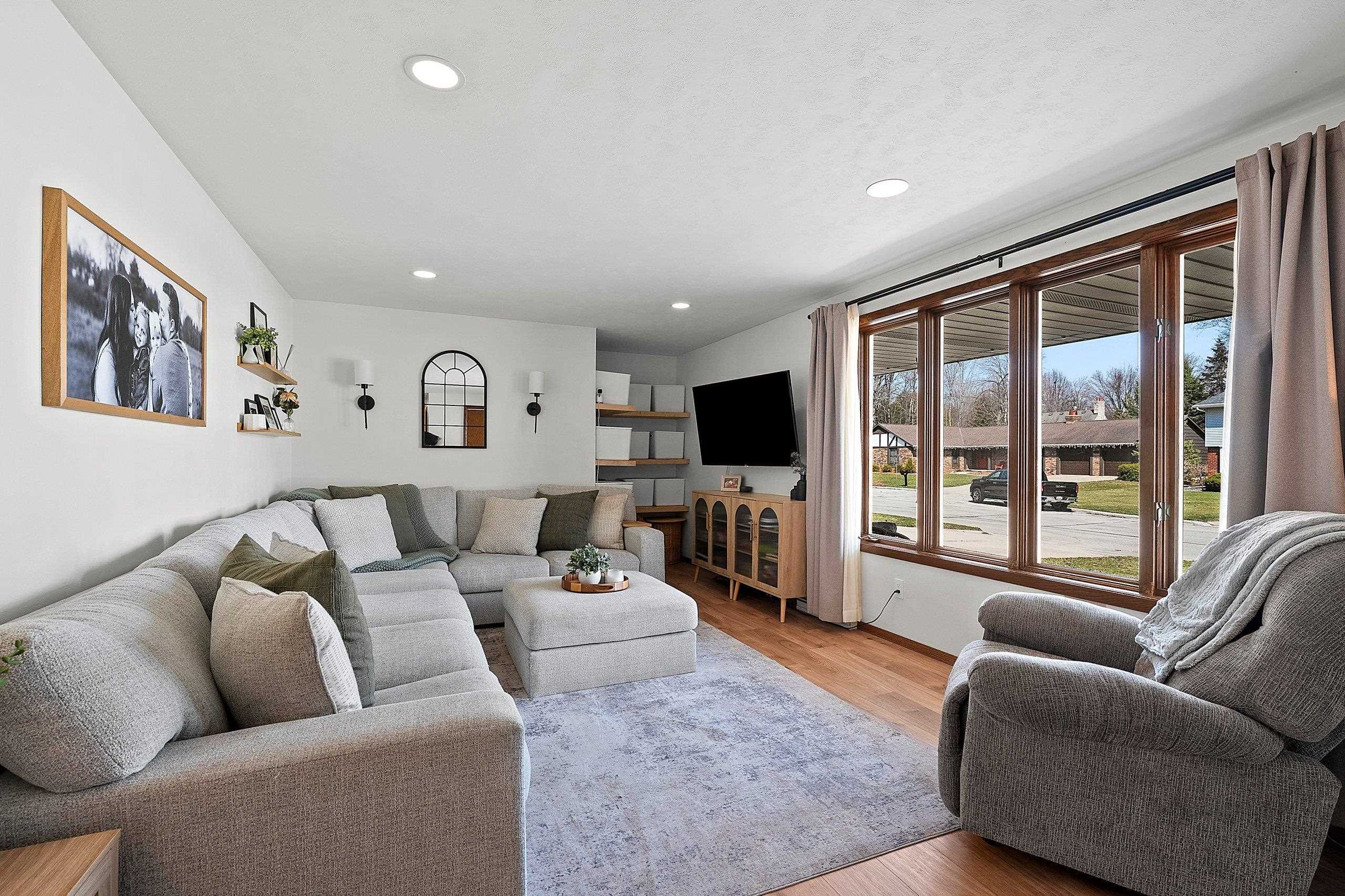 2130 KING JAMES Drive