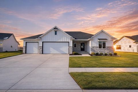 Photo of 248 KERRIGAN Drive, WRIGHTSTOWN, WI 54180 (MLS # 50321453)