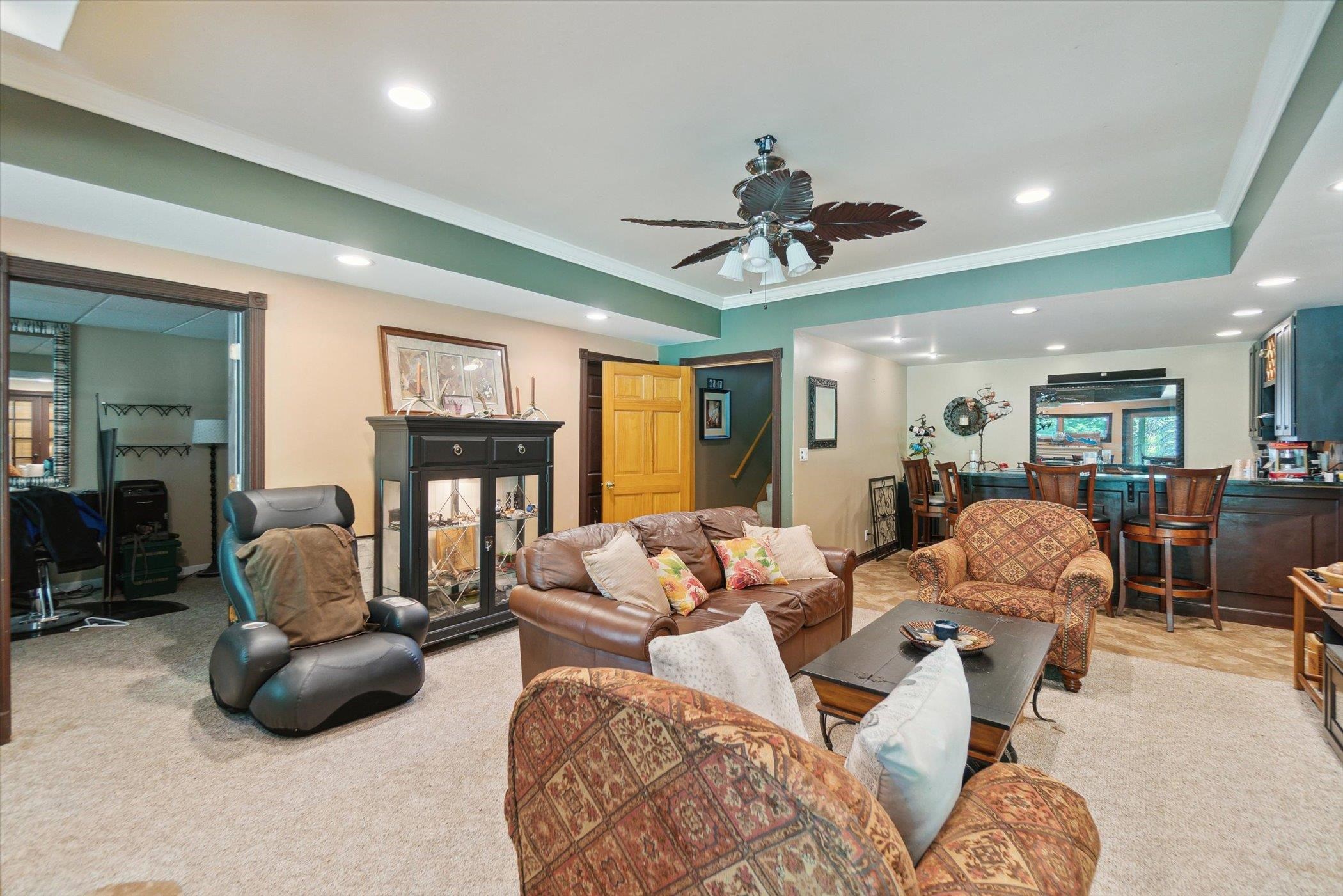 Lake Geneva, Wisconsin 53147, United States, 4 Bedrooms Bedrooms, ,3 BathroomsBathrooms,Residential,Active,155625