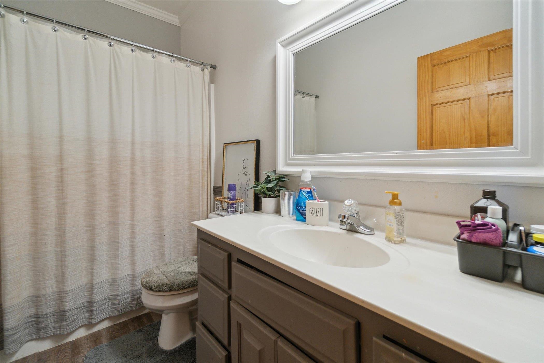 Lake Geneva, Wisconsin 53147, United States, 4 Bedrooms Bedrooms, ,3 BathroomsBathrooms,Residential,Active,155625