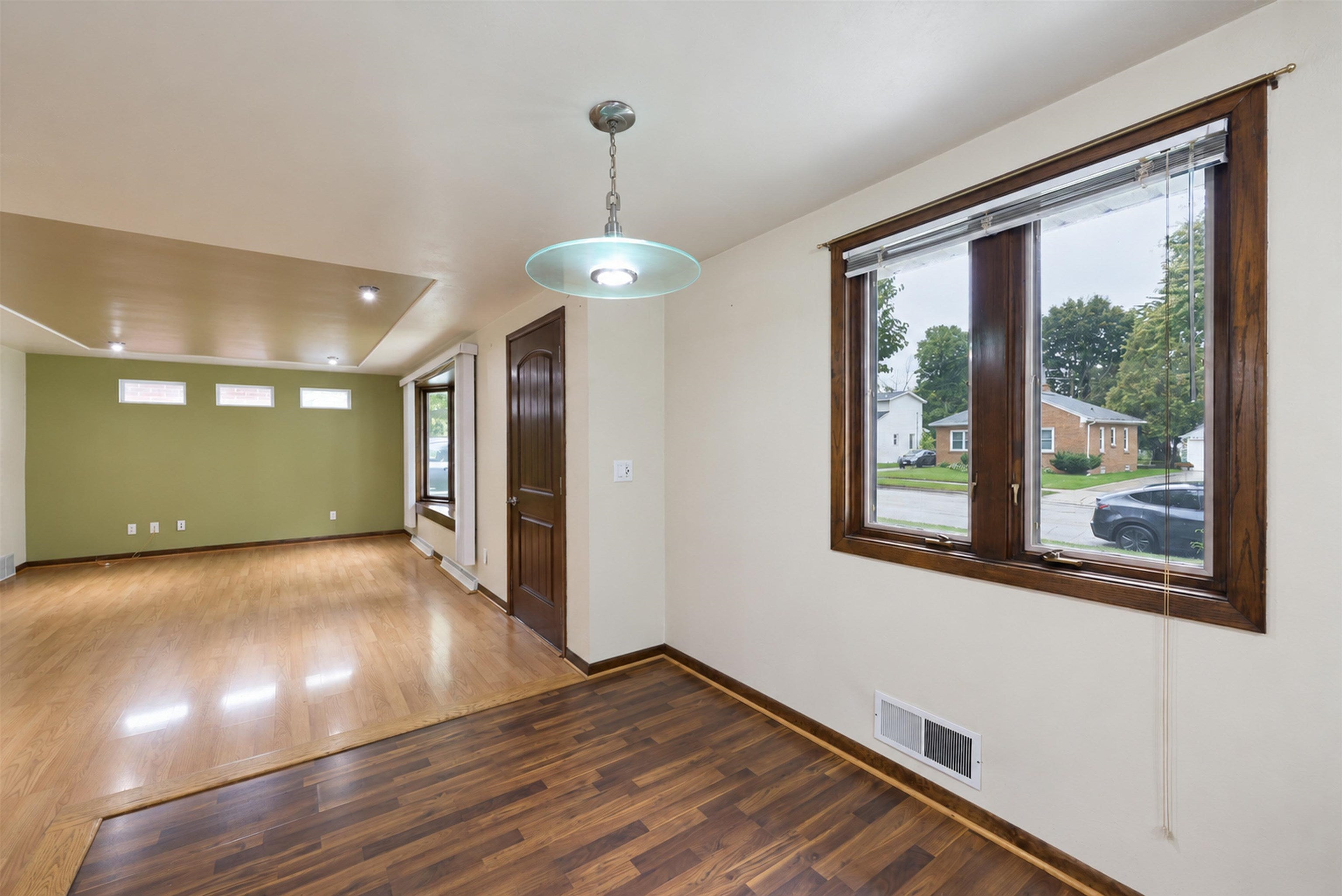 145 REIMER Street