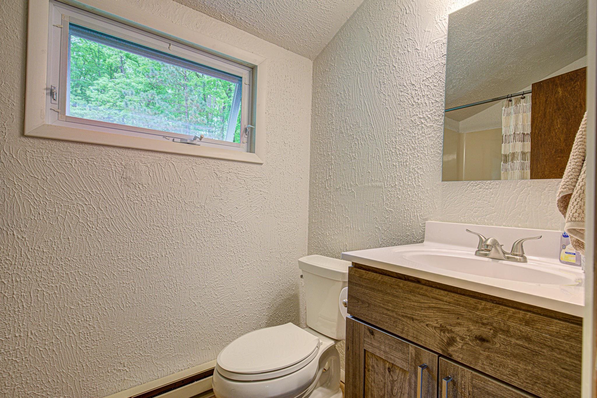 Deerbrook, Wisconsin 54424, United States, 2 Bedrooms Bedrooms, ,1 BathroomBathrooms,Residential,Active,133486