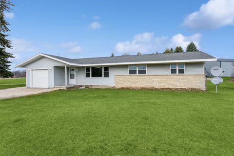 Photo of 721 N CTH J, REEDSVILLE, WI 54230 (MLS # 50318647)