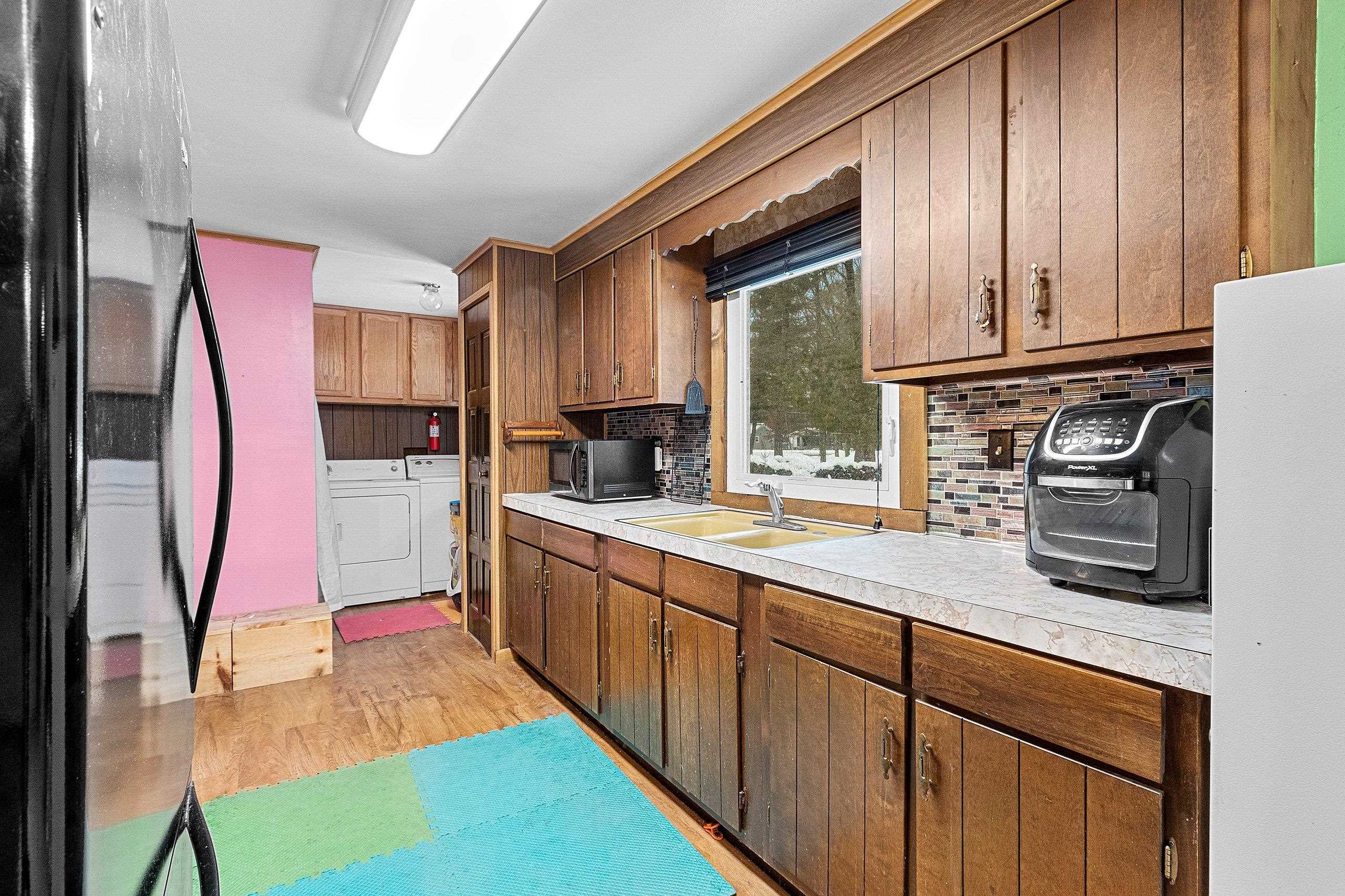 Shawano, Wisconsin 54166, United States, 3 Bedrooms Bedrooms, ,2 BathroomsBathrooms,Residential,Active,3456