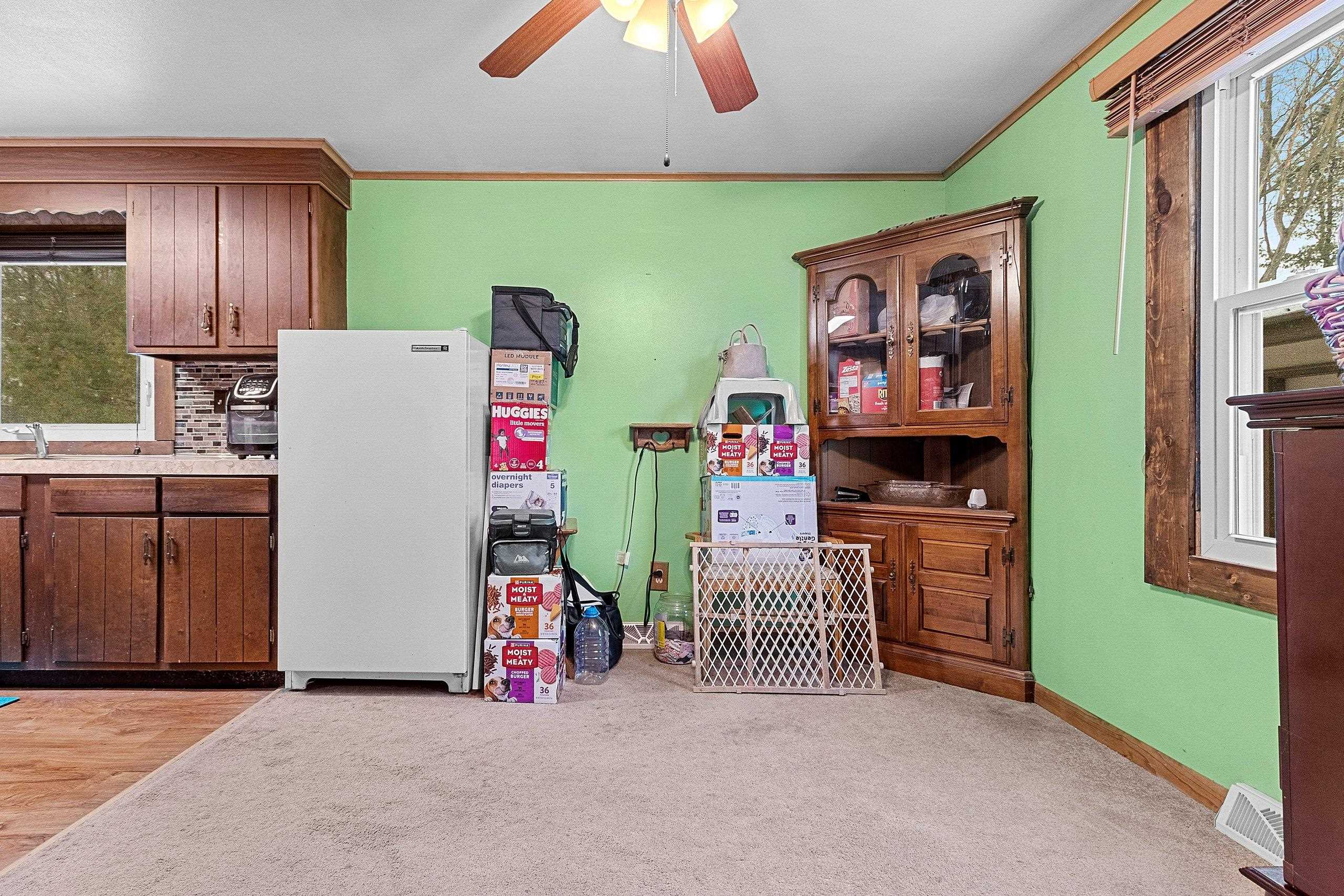 Shawano, Wisconsin 54166, United States, 3 Bedrooms Bedrooms, ,2 BathroomsBathrooms,Residential,Active,3456