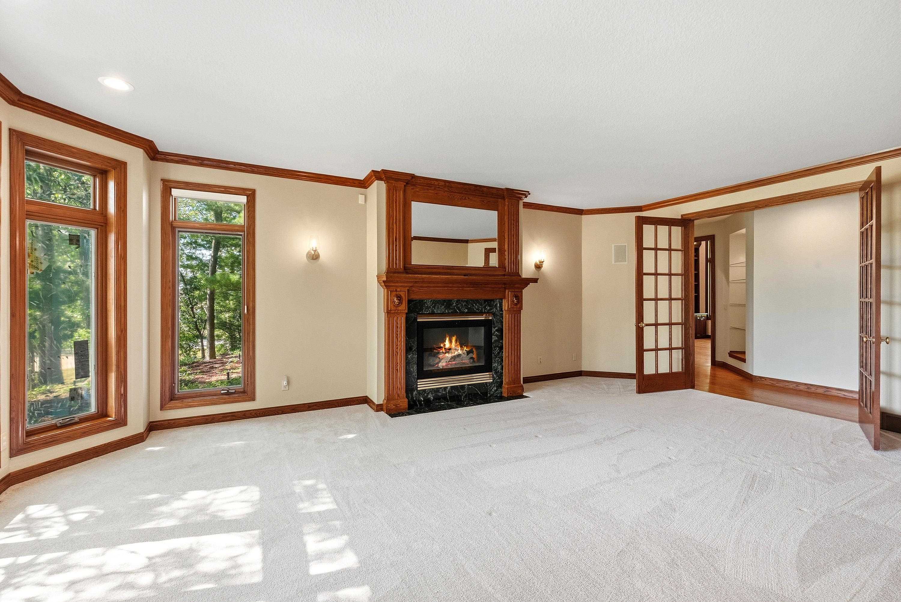 364 LEDGEWOOD Drive