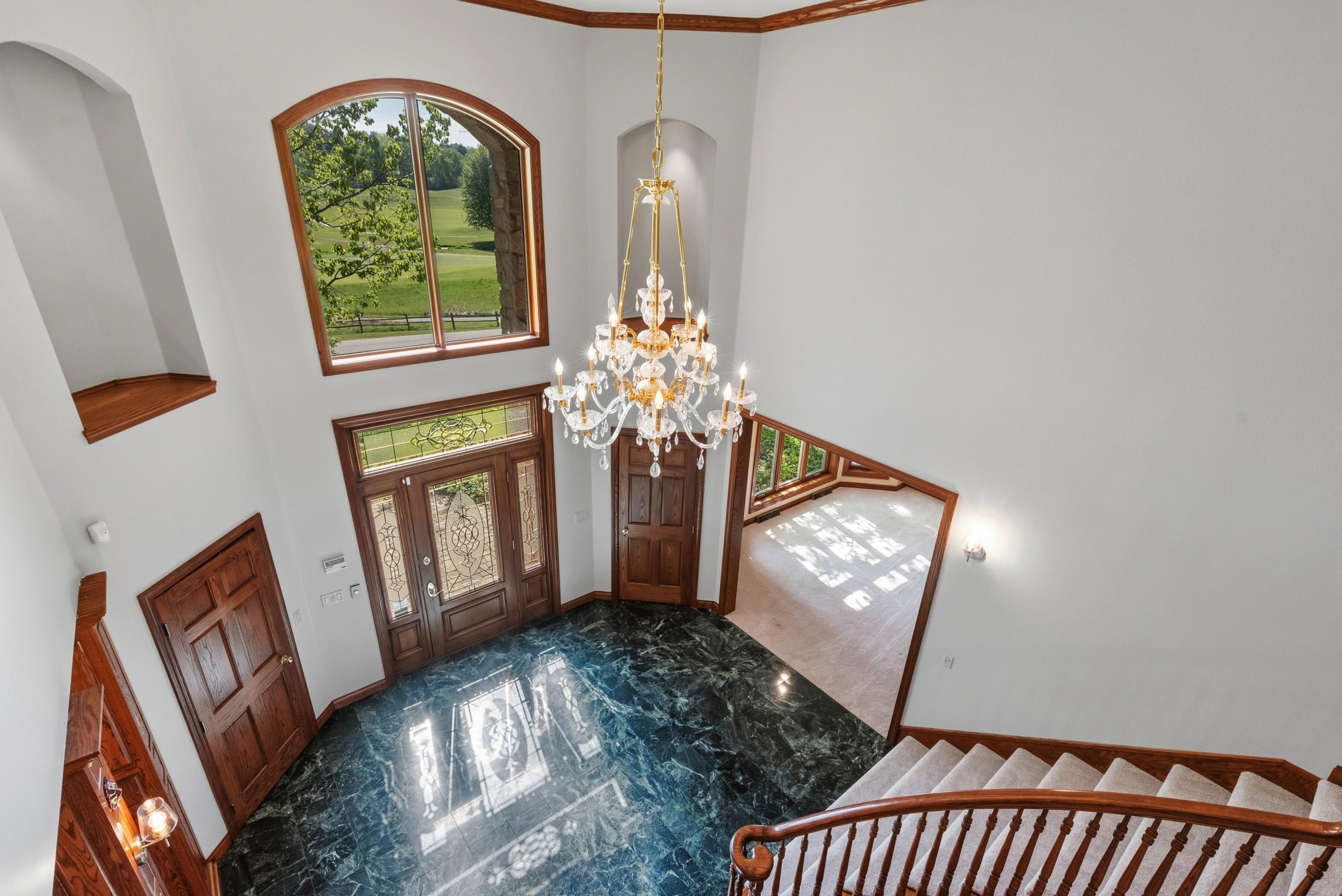 364 LEDGEWOOD Drive