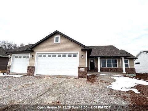 Photo of 8347 ST NORBERT Drive, NEENAH, WI 54956 (MLS # 50318513)